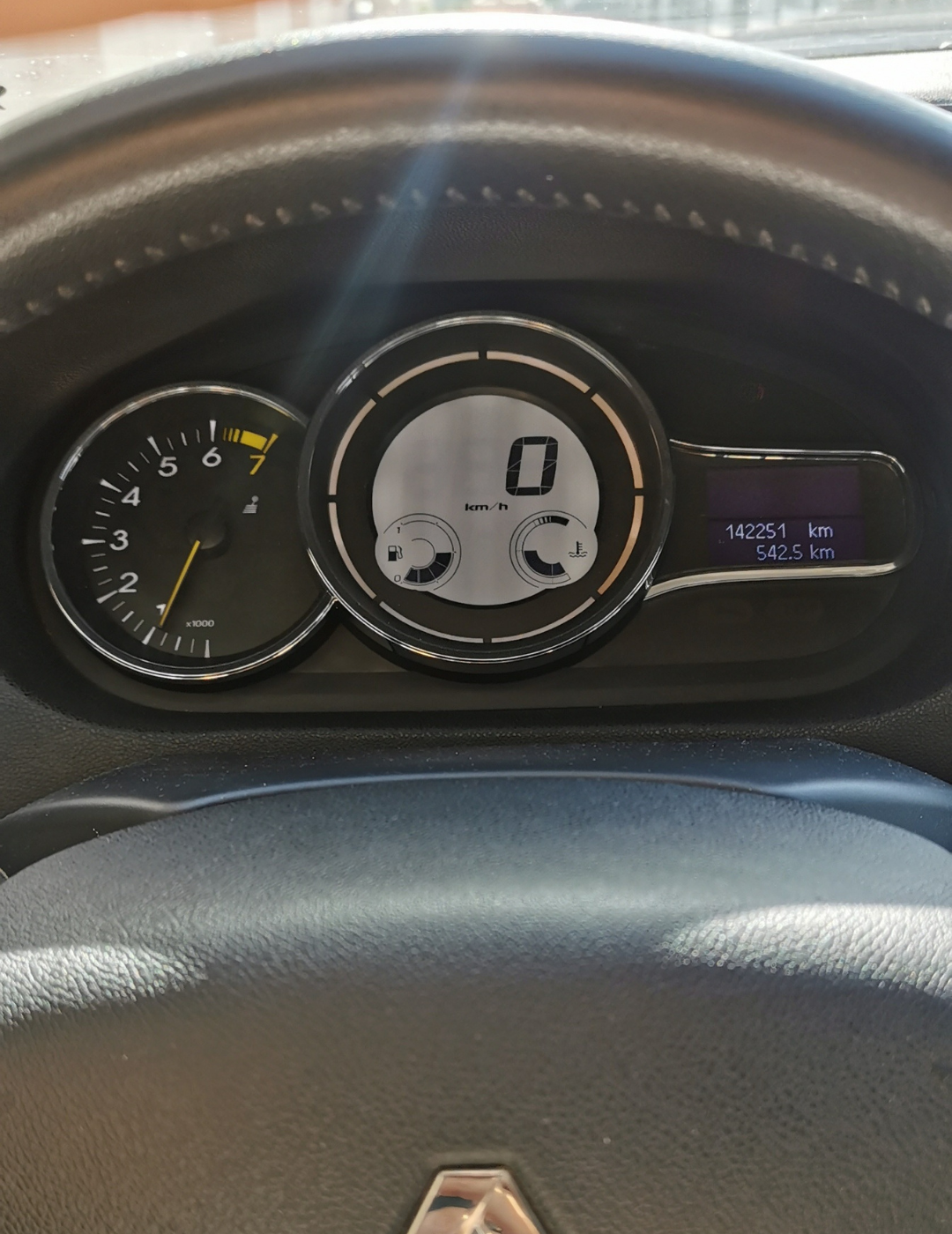 Renault Megane segunda mano, año de fabricación - 2013, color blanco, precio 6200€ | foto-5