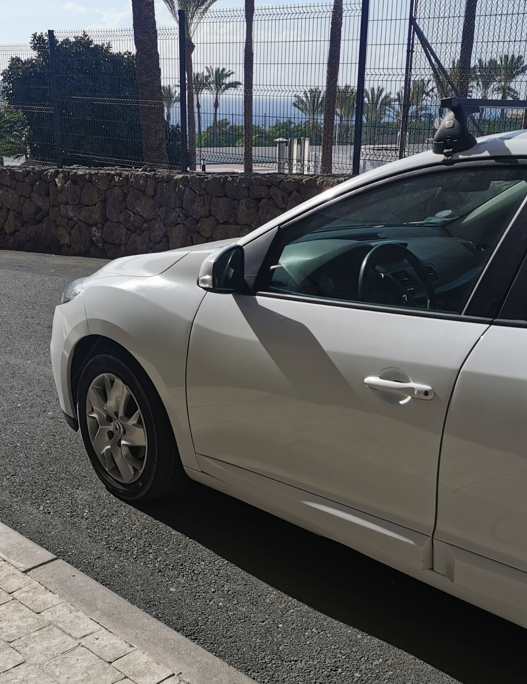 Renault Megane segunda mano, año de fabricación - 2013, color blanco, precio 6200€ | foto-14