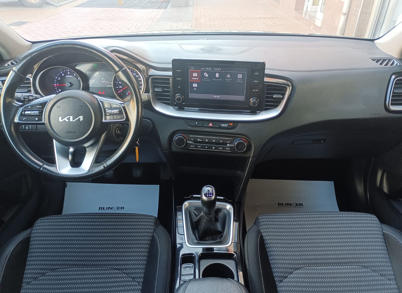 Kia Ceed segunda mano, año de fabricación - 2022, color verde, precio 15490€ | foto-6