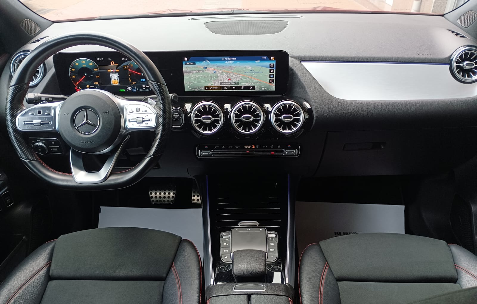 Mercedes-Benz GLA AMG segunda mano, año de fabricación - 2021, color burdeos, precio 31990€ | foto-6