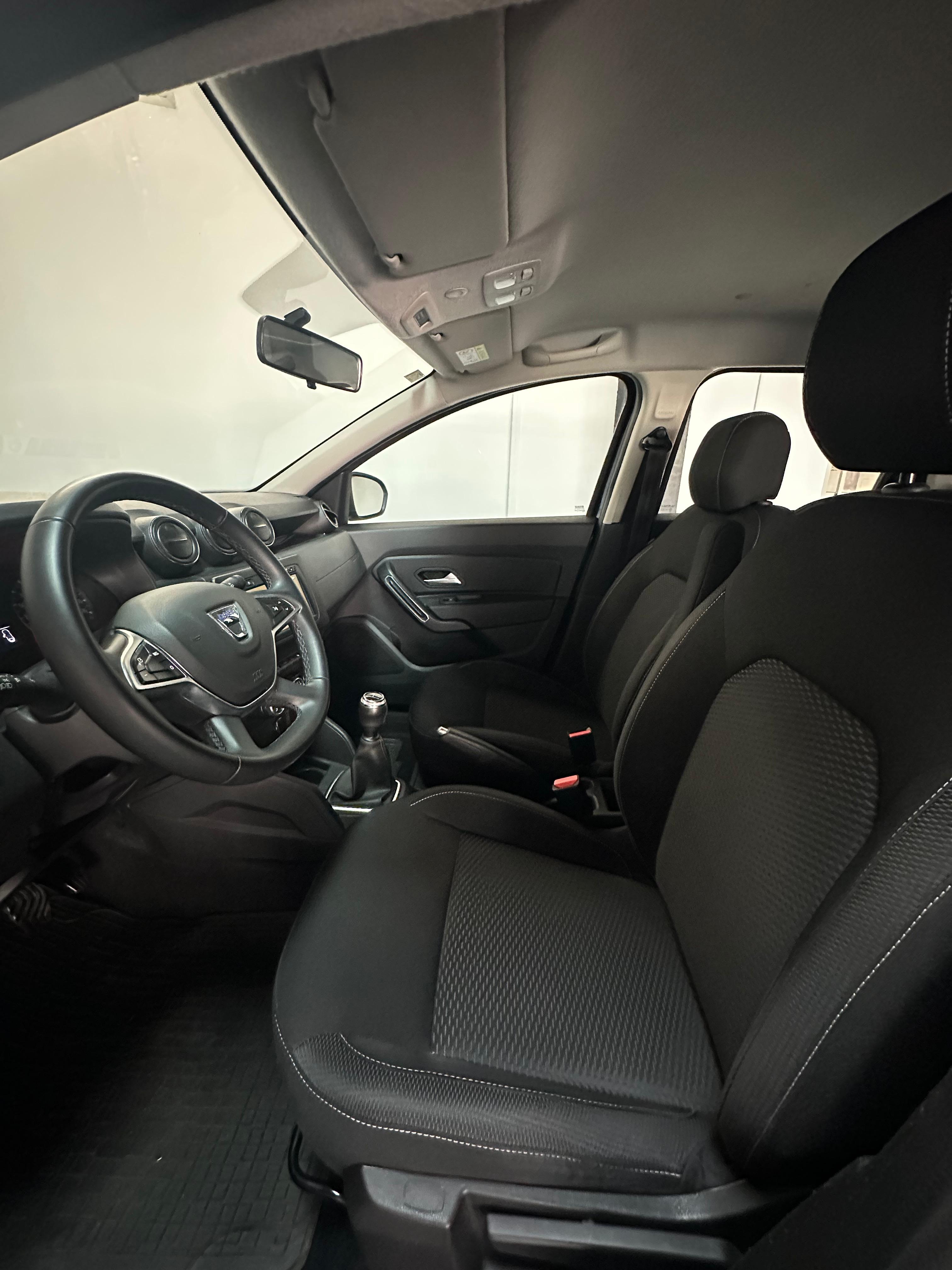 Dacia Sandero segunda mano, año de fabricación - 2016, color rojo, precio 14900€ | foto-10