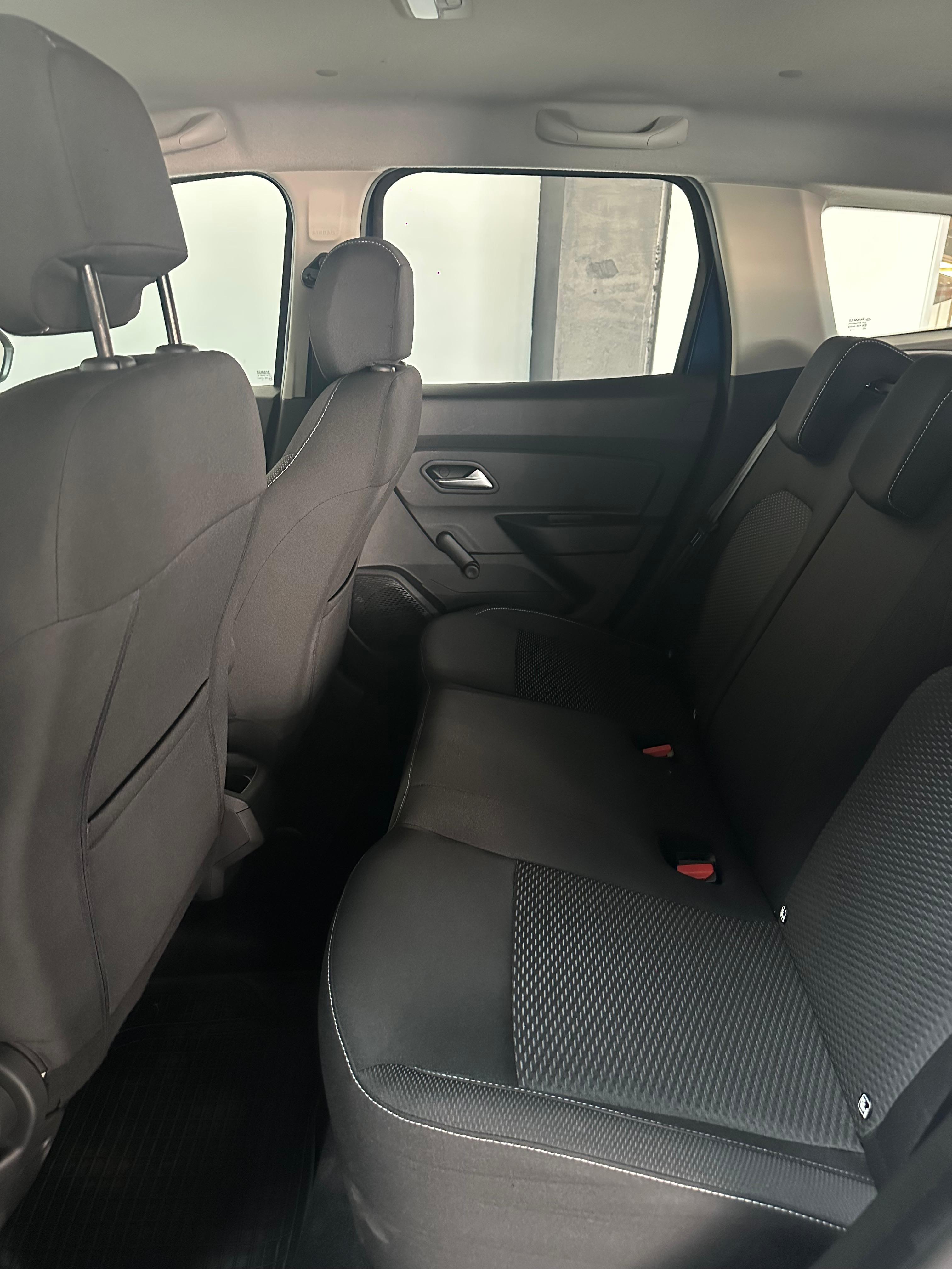 Dacia Sandero segunda mano, año de fabricación - 2016, color rojo, precio 14900€ | foto-11