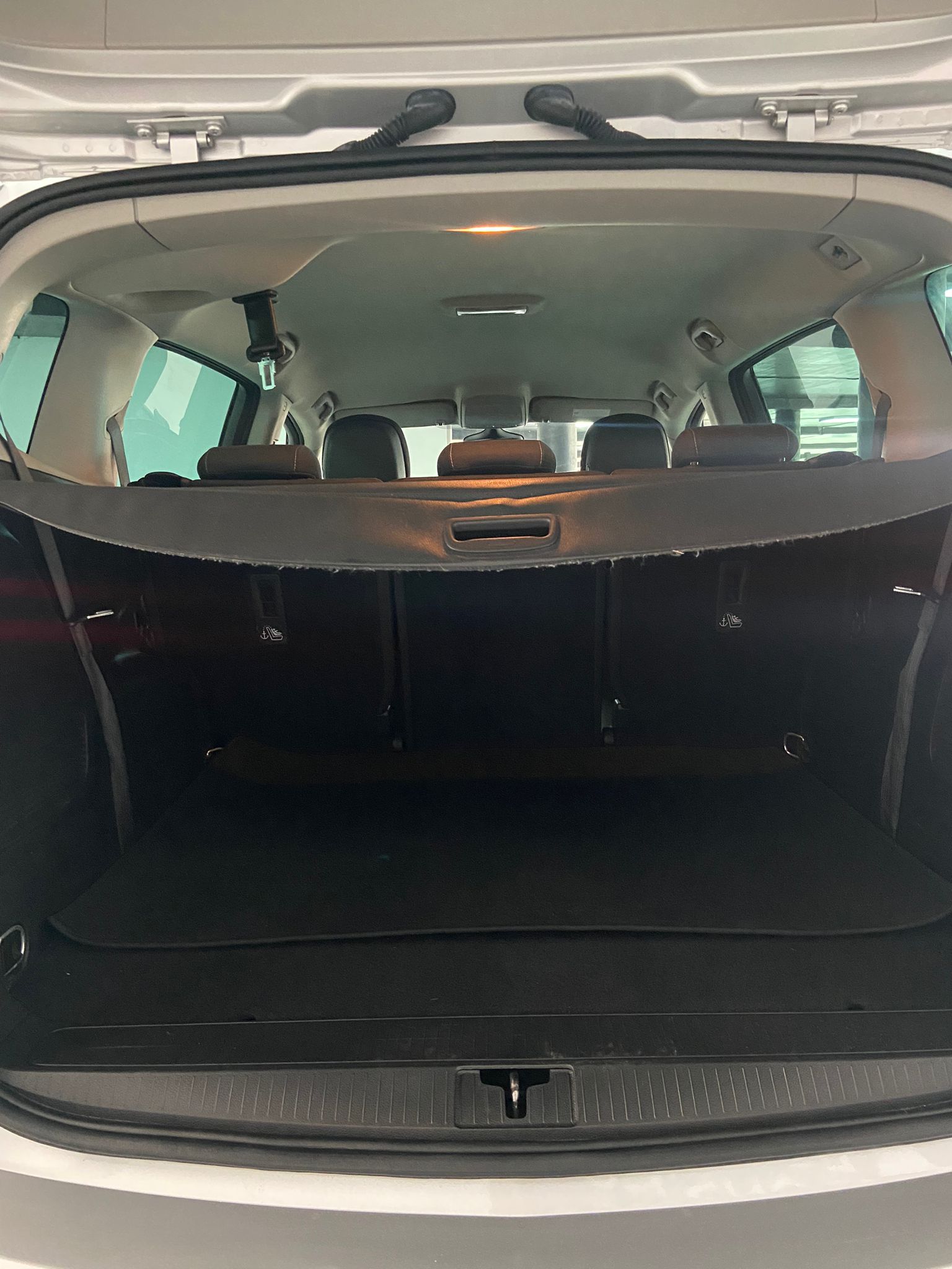 Opel Zafira segunda mano, año de fabricación - 2019, color gris, precio 14985€ | foto-11