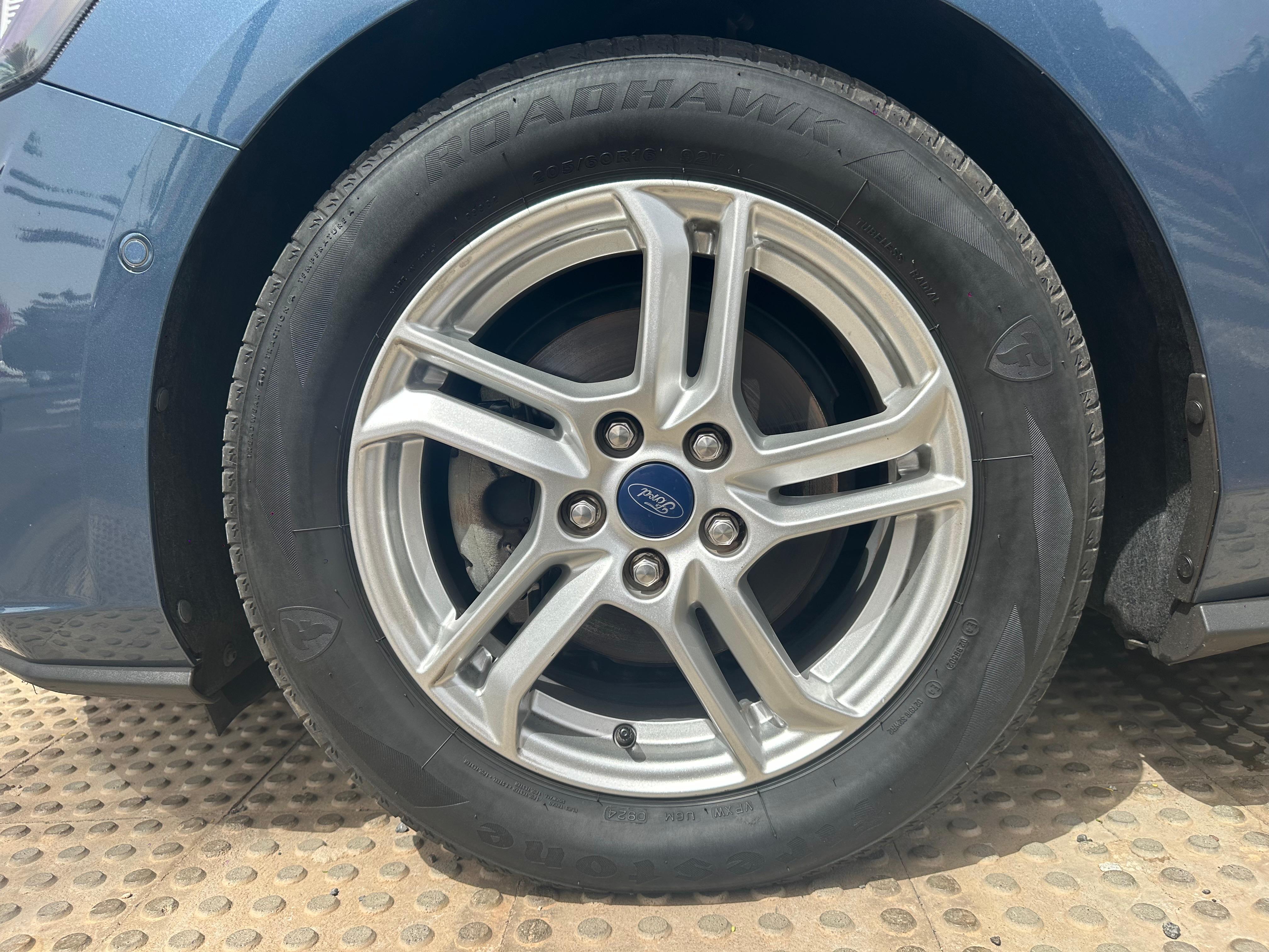 Ford Focus segunda mano, año de fabricación - 2021, color azul, precio 14500€ | foto-16