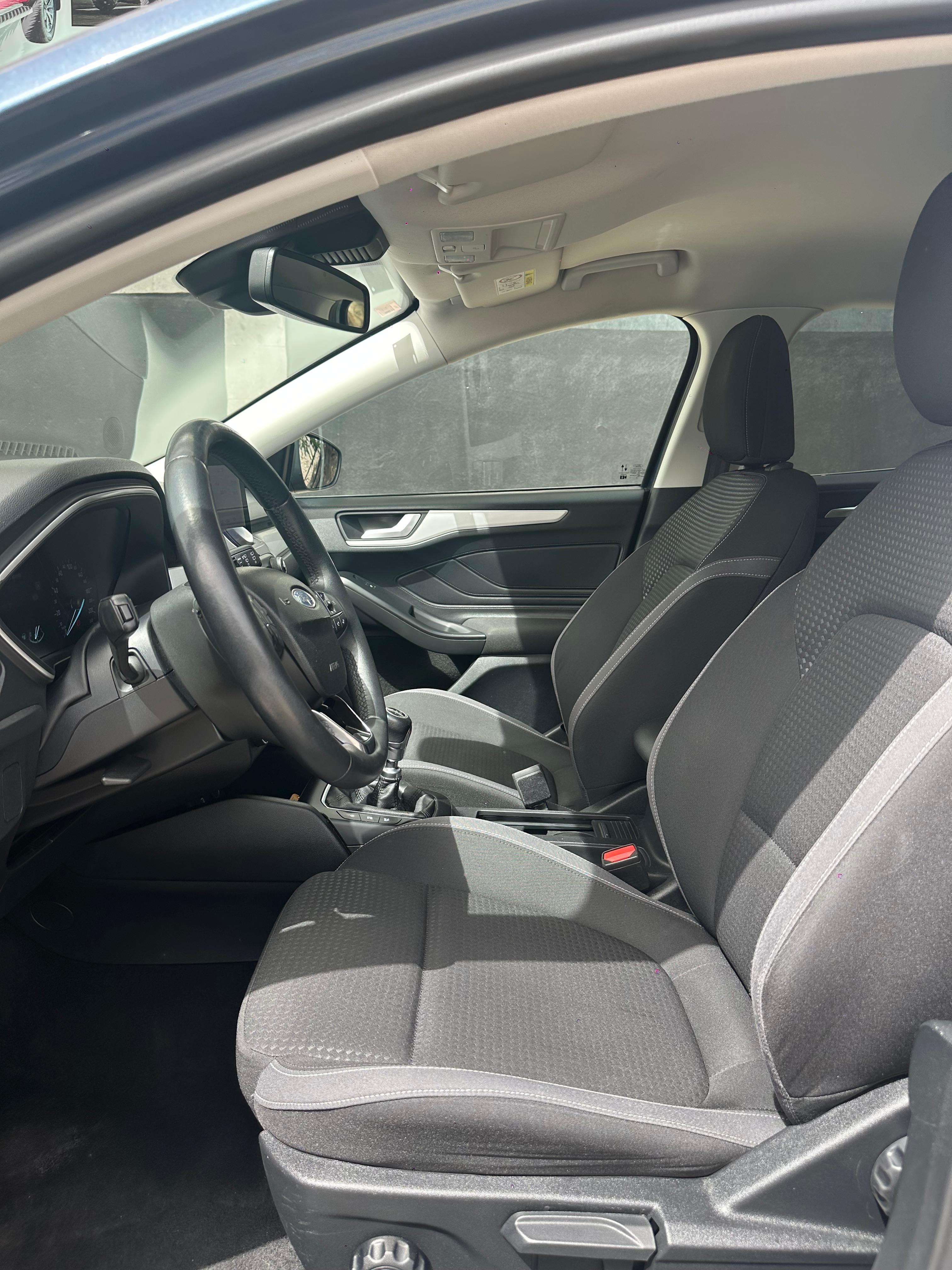 Ford Focus segunda mano, año de fabricación - 2021, color azul, precio 14500€ | foto-19