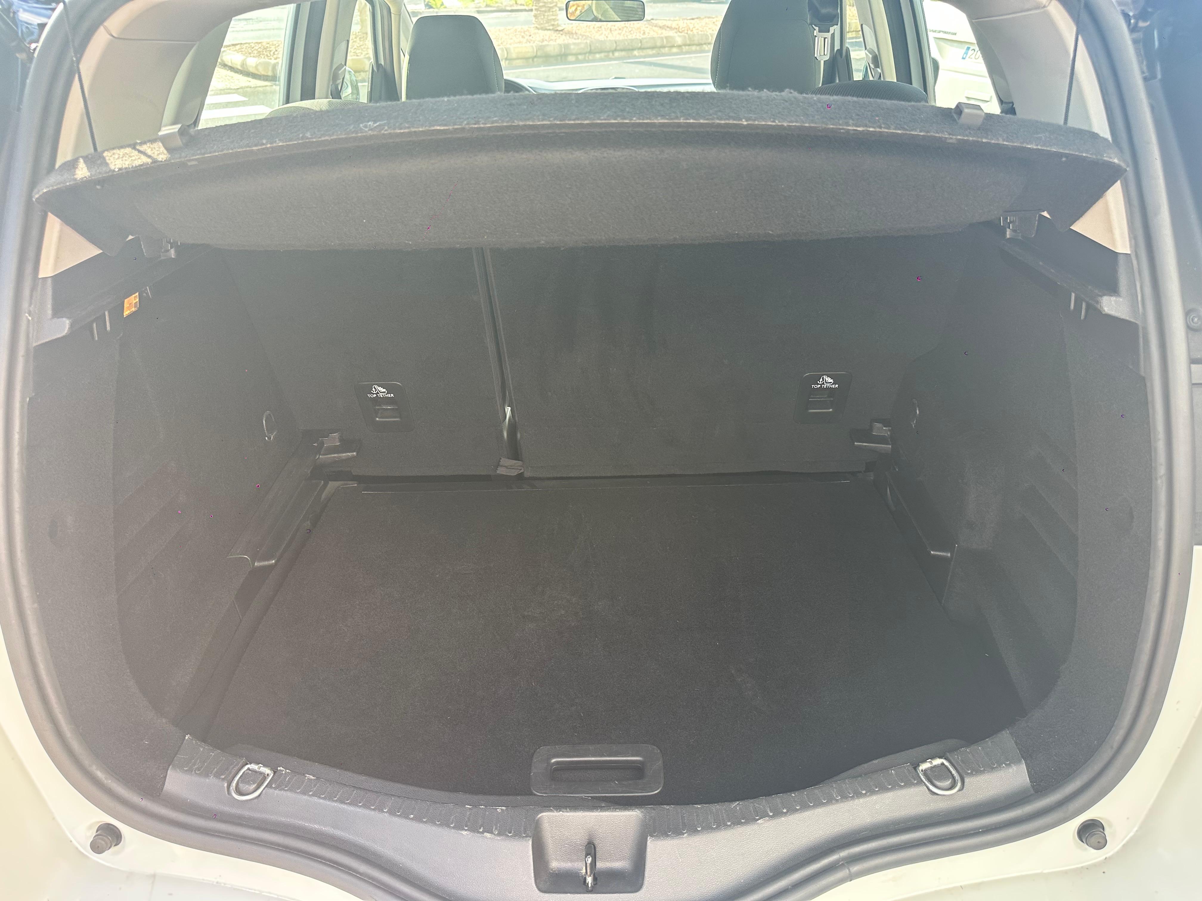 Renault Scenic segunda mano, año de fabricación - 2018, color blanco, precio 16500€ | foto-13