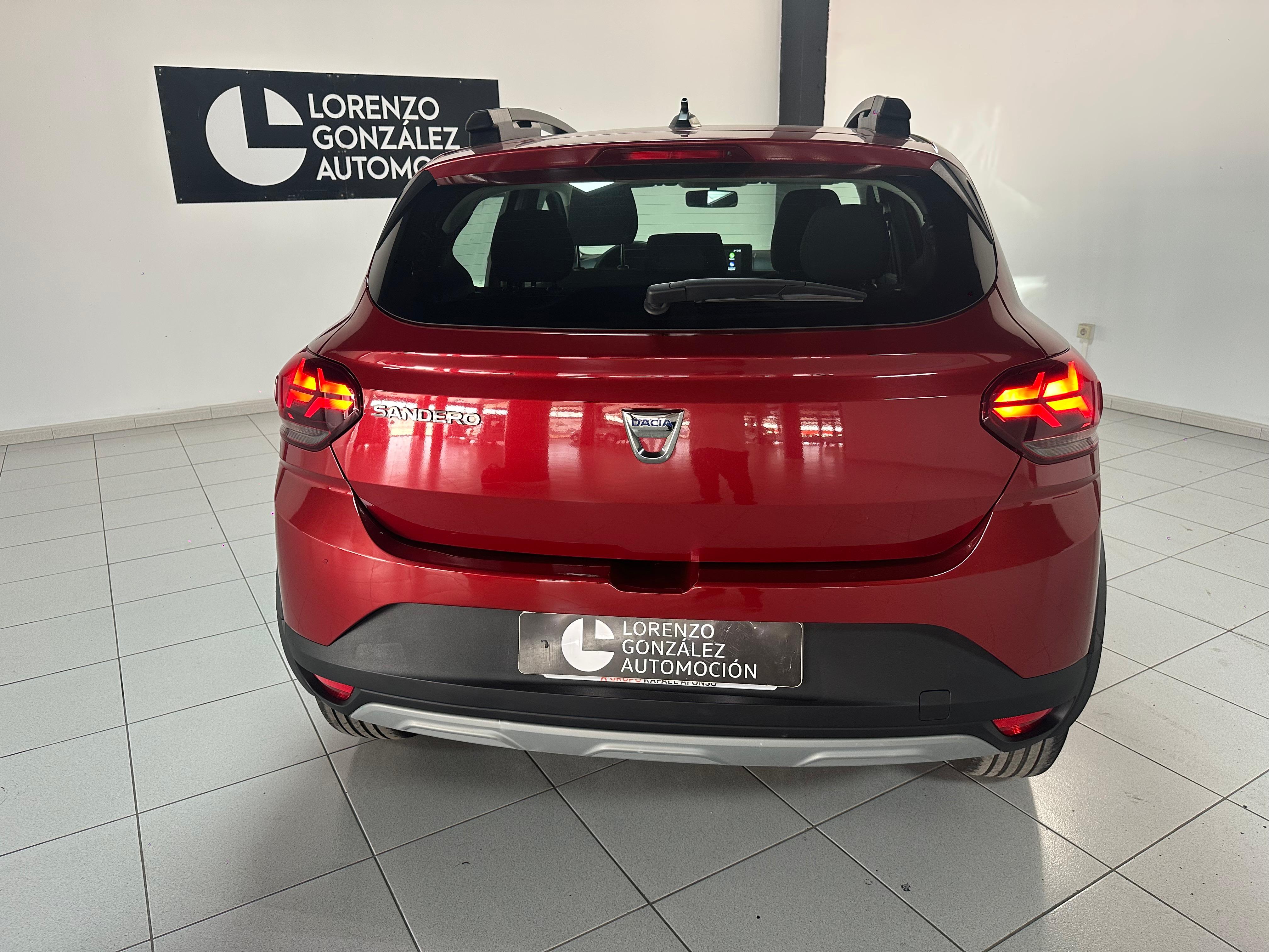 Dacia Sandero segunda mano, año de fabricación - 2022, color burdeos, precio 12990€ | foto-6
