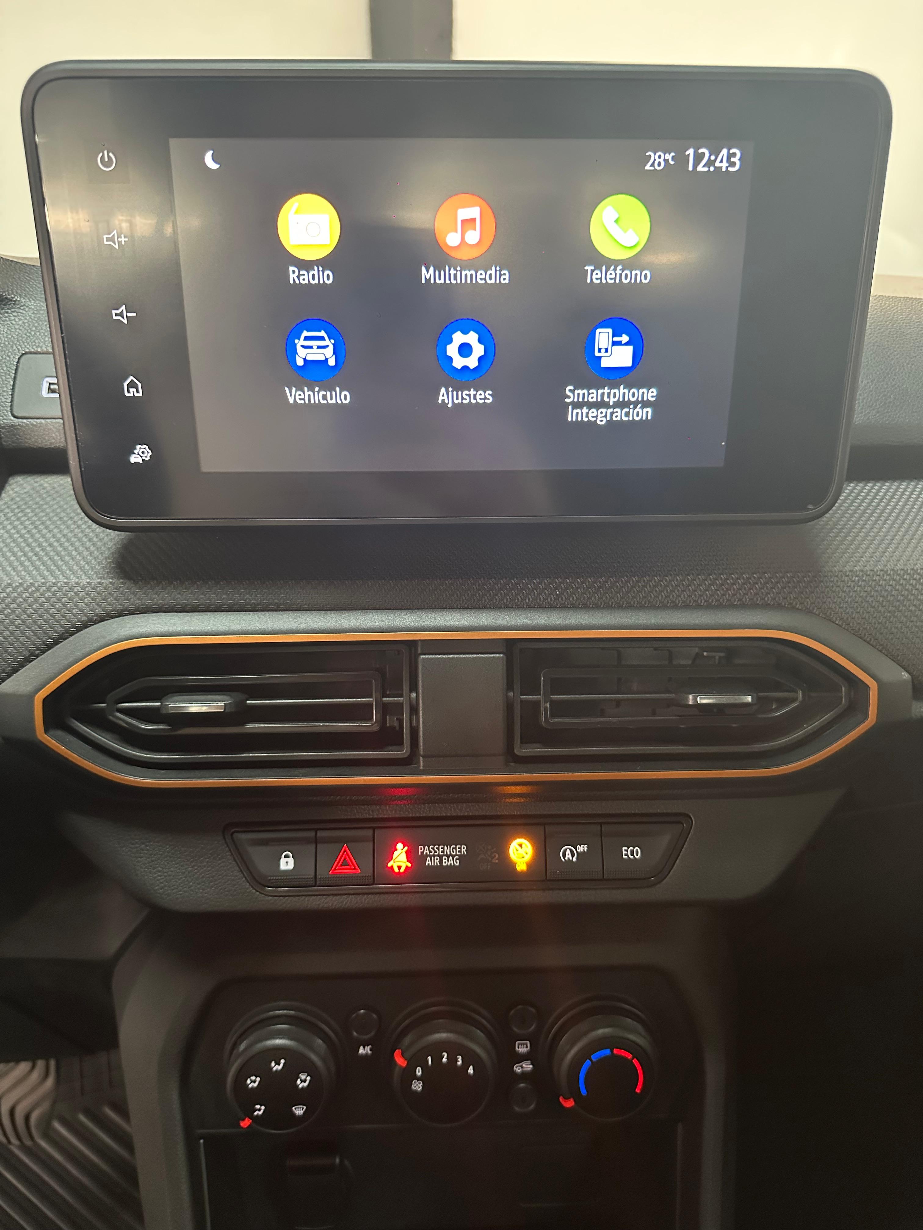 Dacia Sandero segunda mano, año de fabricación - 2022, color burdeos, precio 12990€ | foto-11