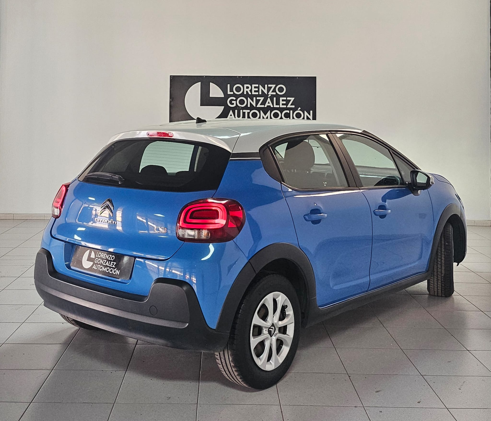 Citroen C3 segunda mano, año de fabricación - 2016, color azul, precio 8900€ | foto-9