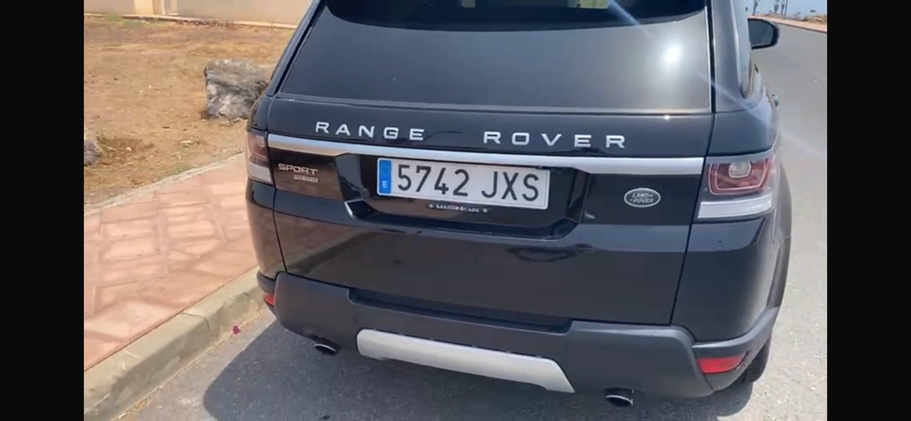 Land Rover Range Rover Sport segunda mano, año de fabricación - 2016, color negro, precio 12000€ | foto-9