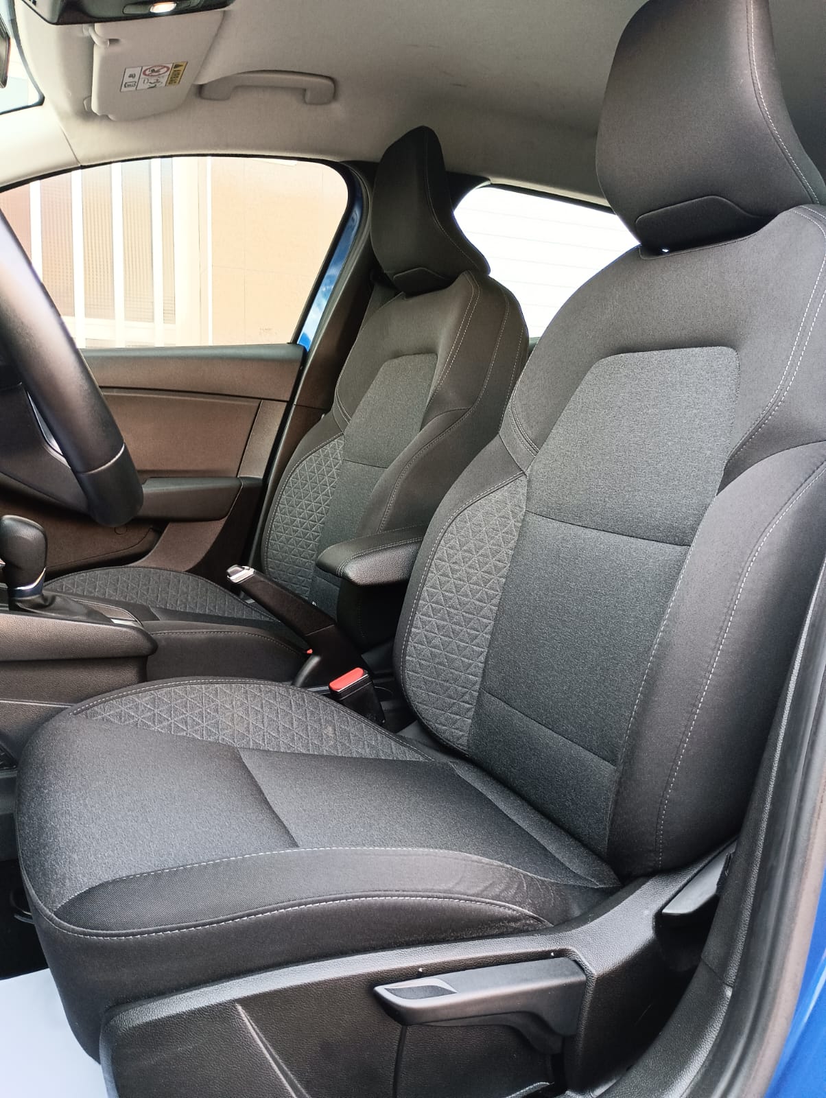 Renault Clio segunda mano, año de fabricación - 2022, color azul, precio 13490€ | foto-7