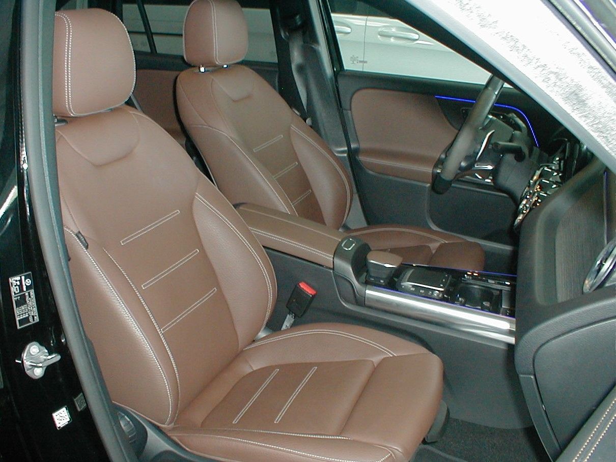 Mercedes-Benz GLA AMG segunda mano, año de fabricación - 2021, color negro, precio 59990€ | foto-6