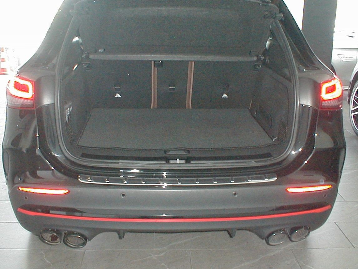 Mercedes-Benz GLA AMG segunda mano, año de fabricación - 2021, color negro, precio 59990€ | foto-7