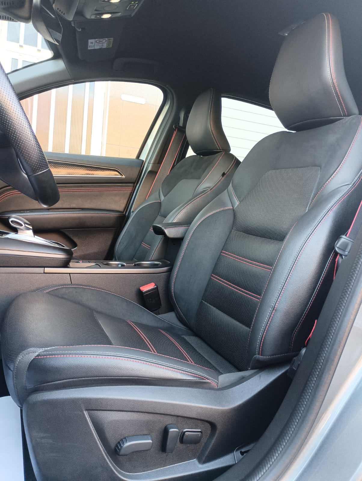 Renault Arkana segunda mano, año de fabricación - 2022, color gris, precio 20990€ | foto-7