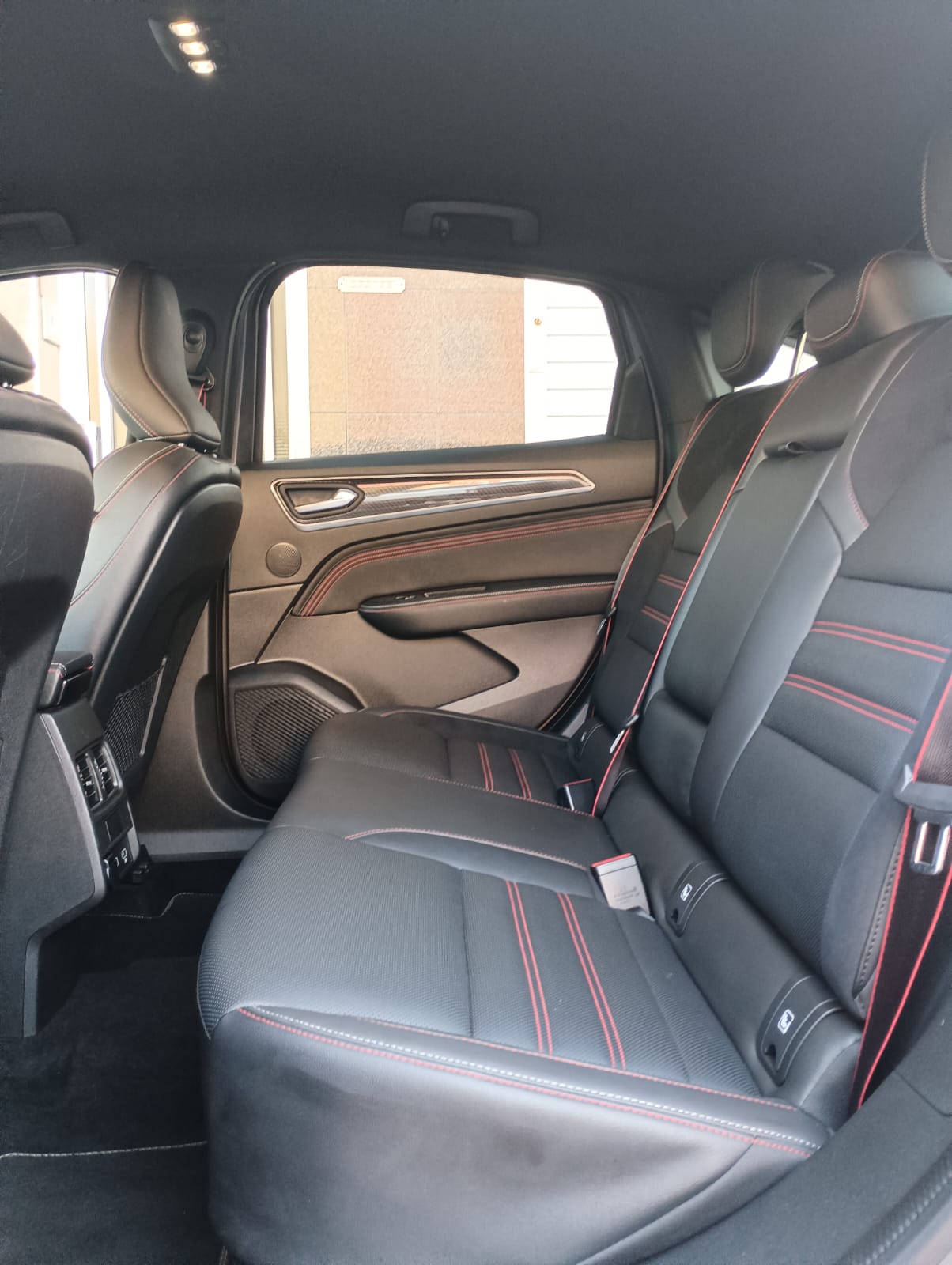 Renault Arkana segunda mano, año de fabricación - 2022, color gris, precio 20990€ | foto-8