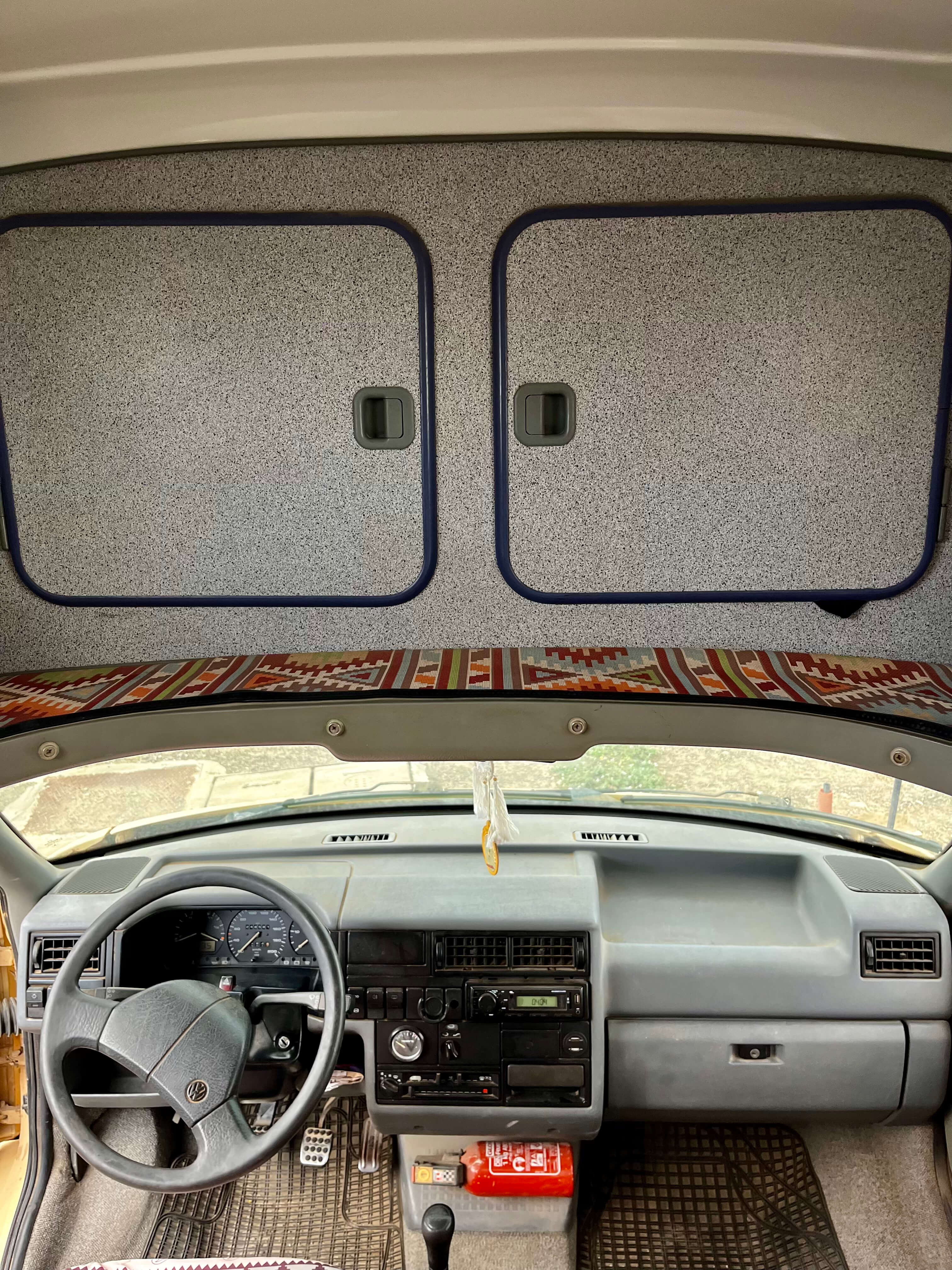 Volkswagen California segunda mano, año de fabricación - 1993, color amarillo, precio 11700€ | foto-7