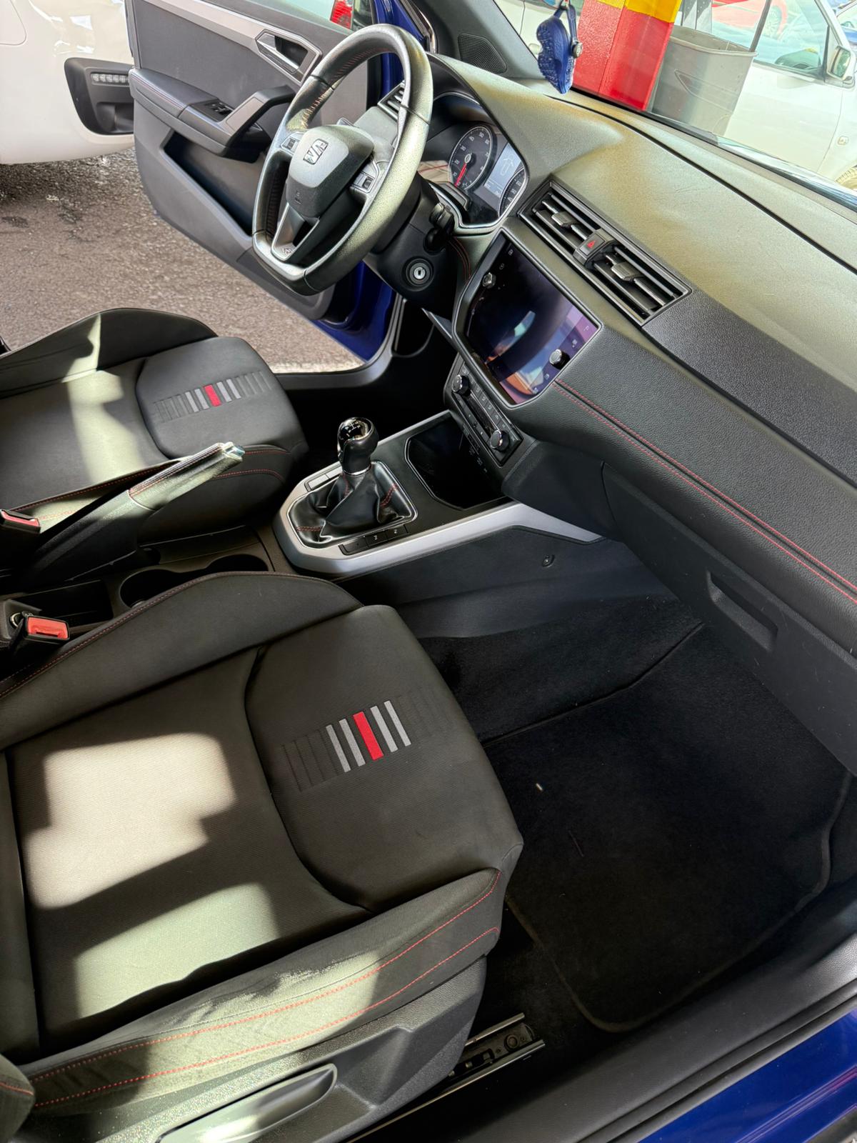 SEAT Arona segunda mano, año de fabricación - 2019, color azul, precio 14900€ | foto-6