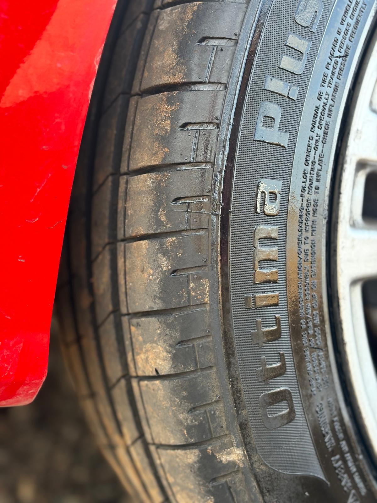 Ford Tourneo Courier segunda mano, año de fabricación - 2015, color rojo, precio 8900€ | foto-10