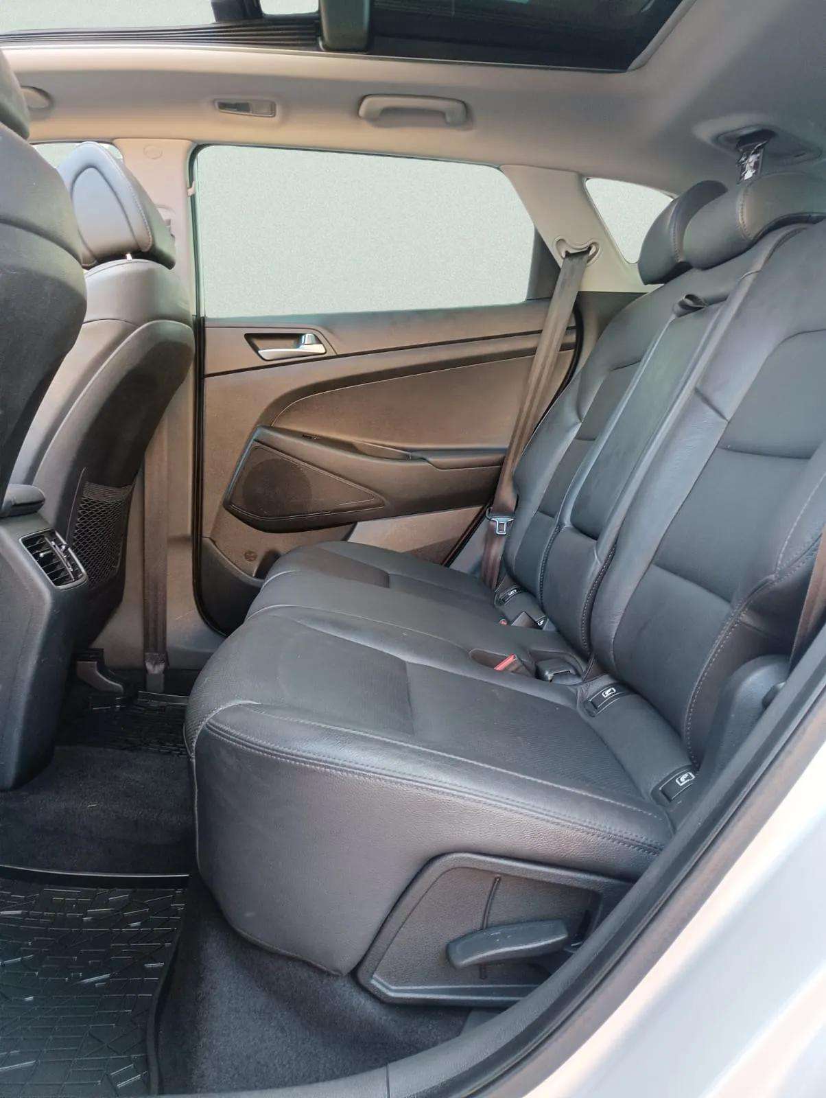 Hyundai Tucson segunda mano, año de fabricación - 2017, color plateado, precio 17490€ | foto-9