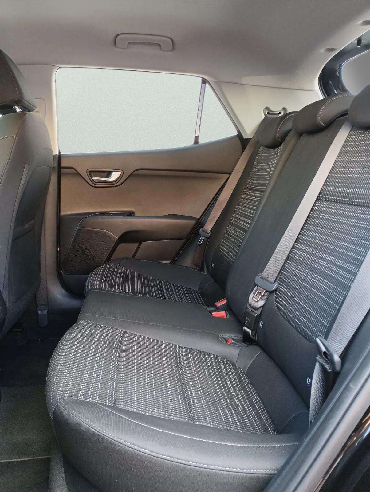 Kia Stonic segunda mano, año de fabricación - 2022, color negro, precio 14990€ | foto-8