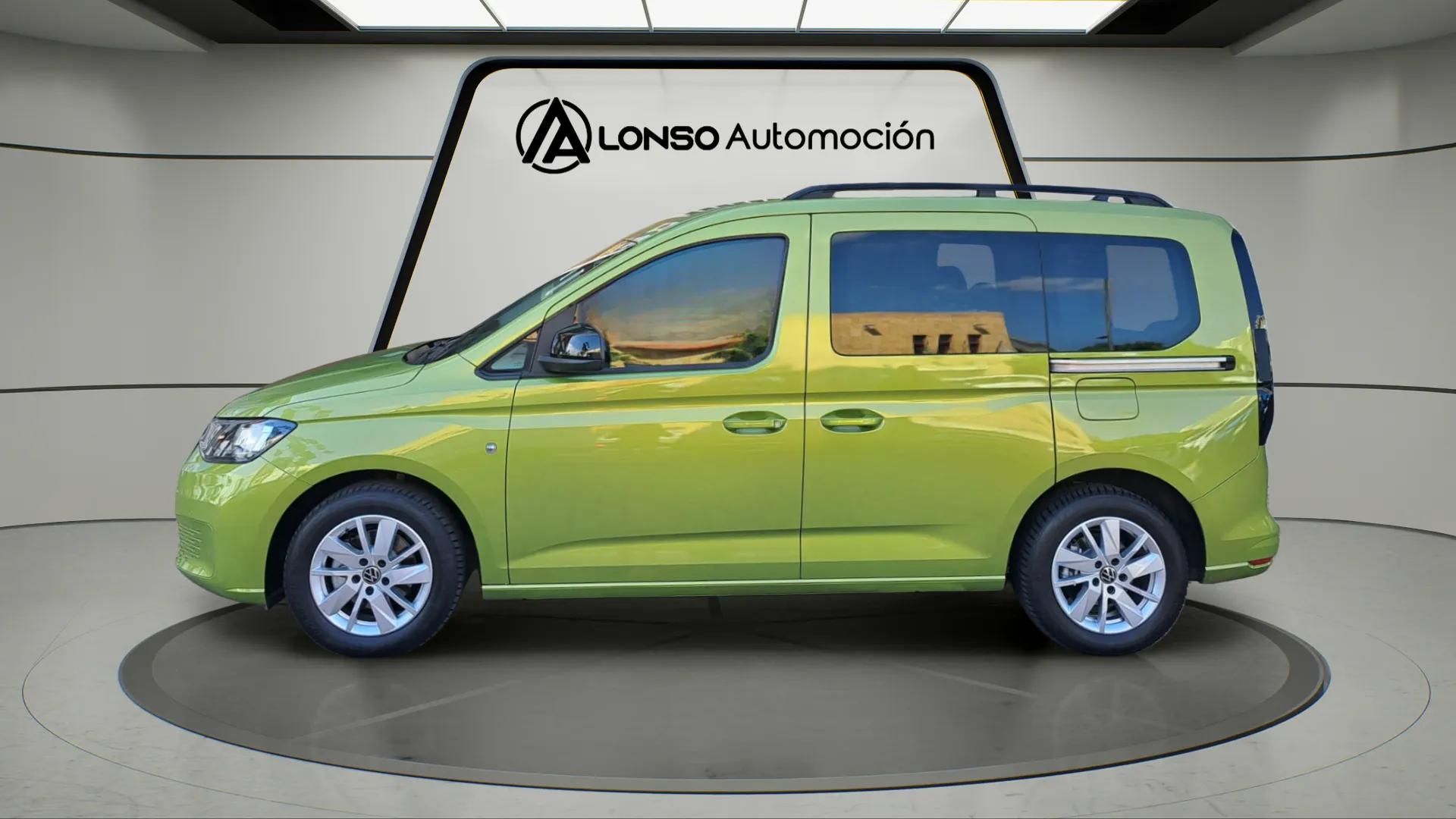 Volkswagen Caddy segunda mano, año de fabricación - 2021, color verde, precio 20490€ | foto-2