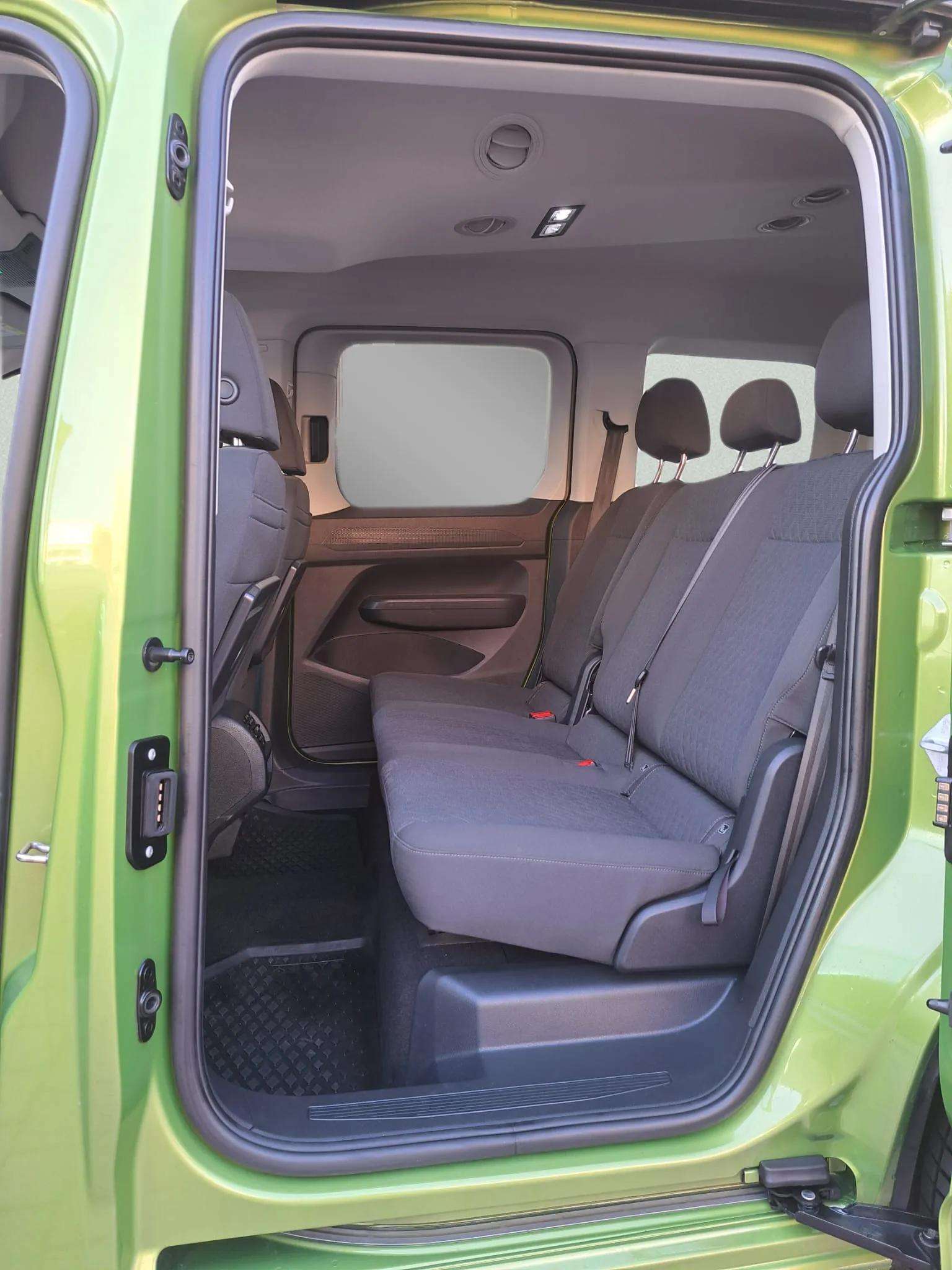Volkswagen Caddy segunda mano, año de fabricación - 2021, color verde, precio 20490€ | foto-8