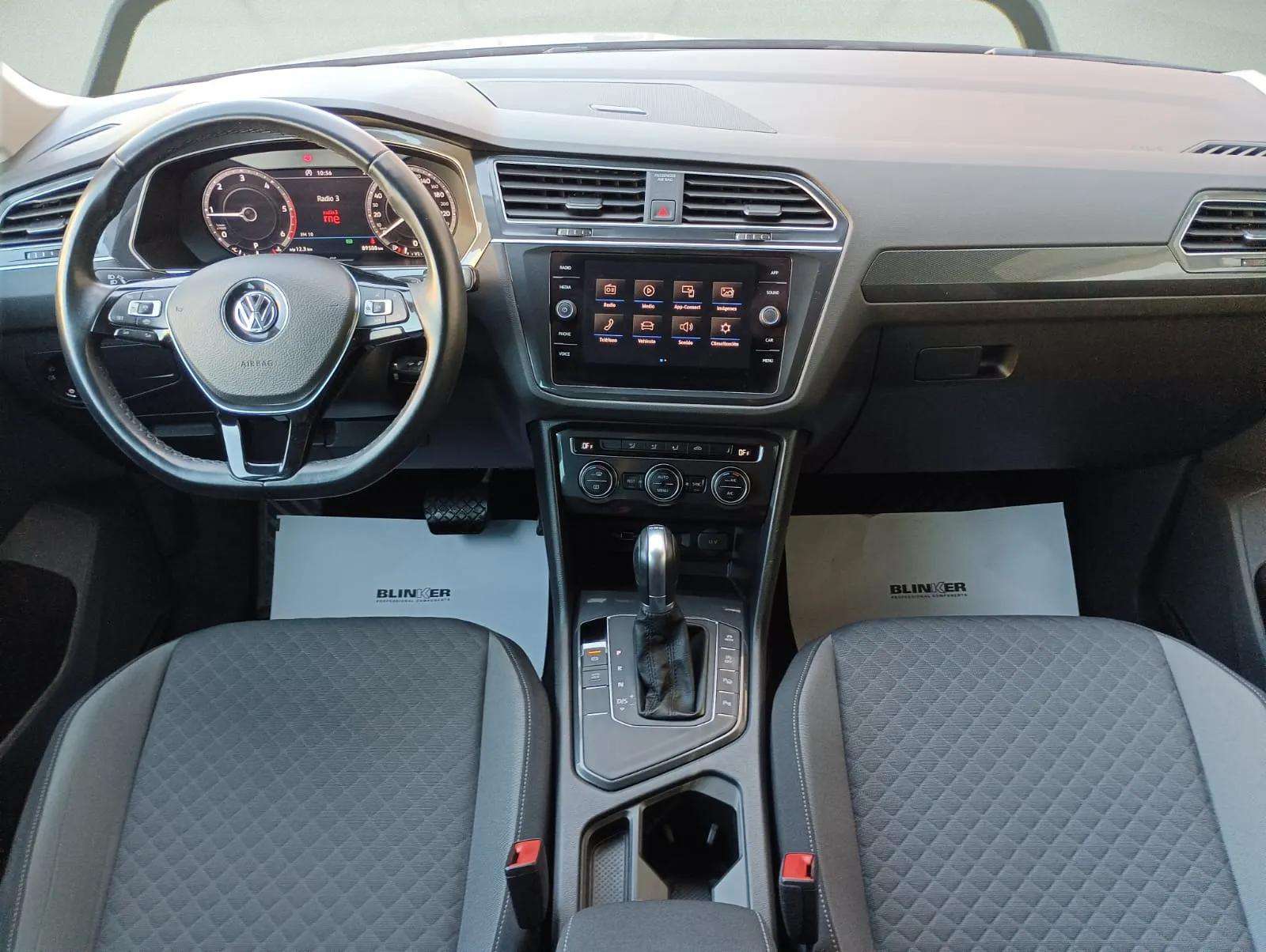 Volkswagen Tiguan segunda mano, año de fabricación - 2020, color gris, precio 24990€ | foto-6