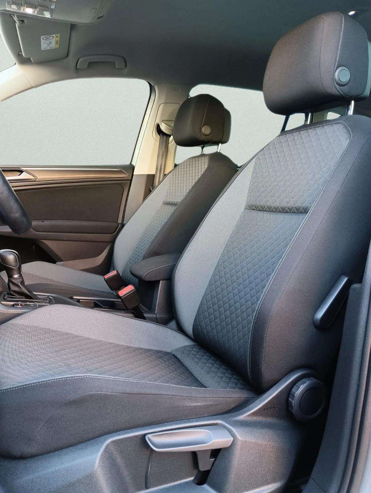 Volkswagen Tiguan segunda mano, año de fabricación - 2020, color gris, precio 24990€ | foto-7