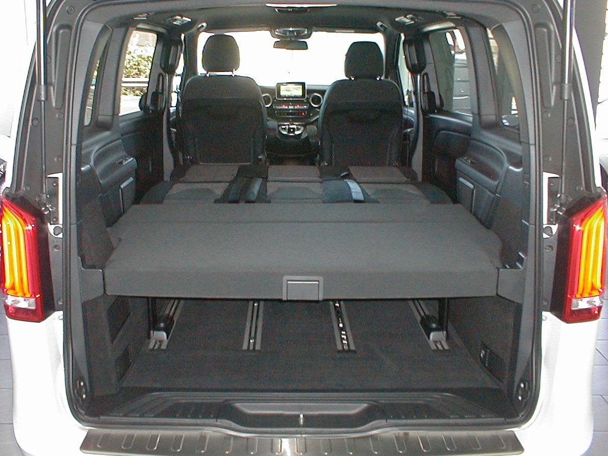 Mercedes-Benz Clase V segunda mano, año de fabricación - 2018, color blanco, precio 45990€ | foto-7