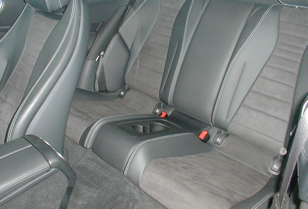 Mercedes-Benz Clase E segunda mano, año de fabricación - 2018, color plateado, precio 38990€ | foto-7