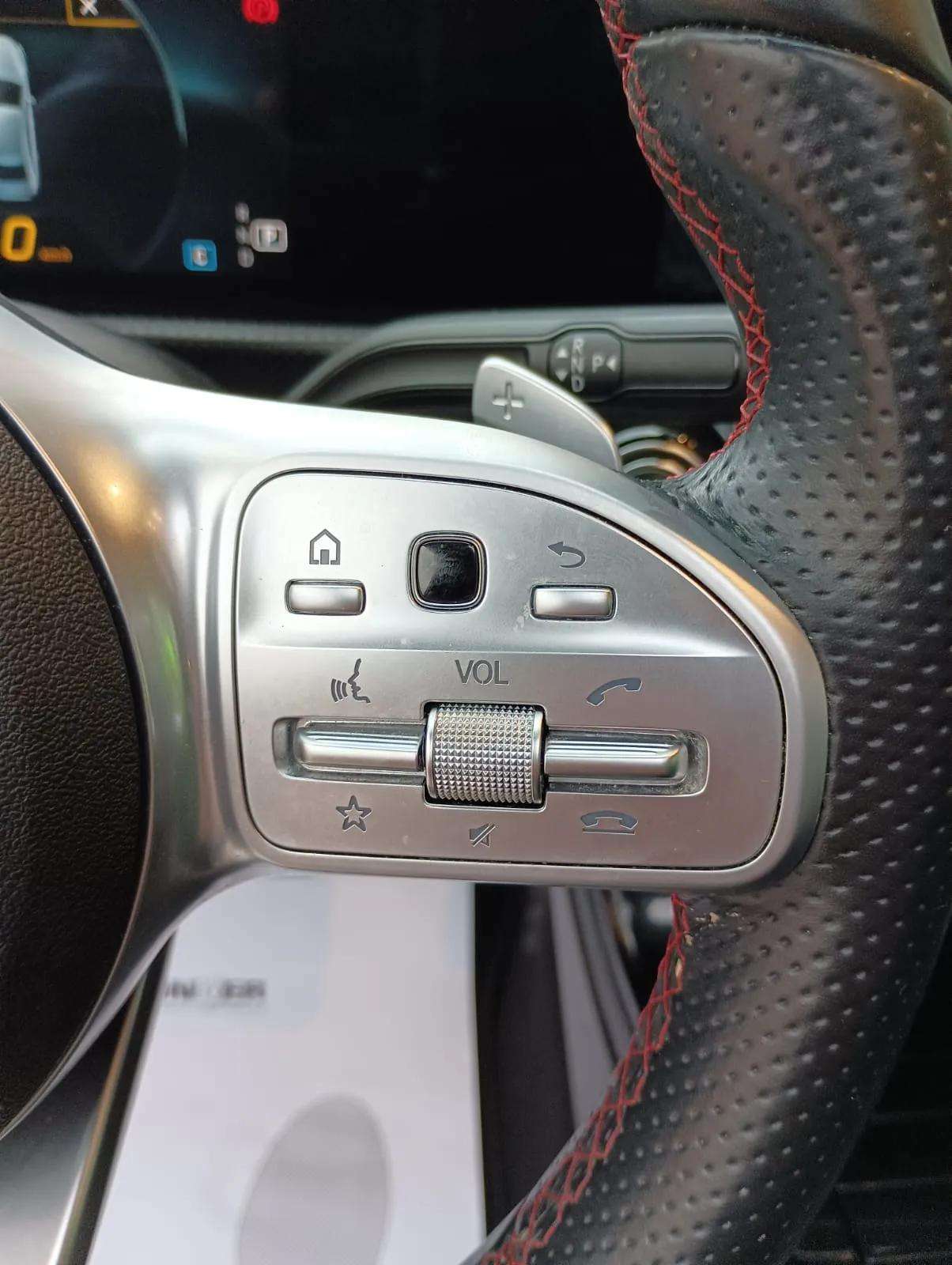 Mercedes-Benz Clase A segunda mano, año de fabricación - 2020, color negro, precio 23990€ | foto-15