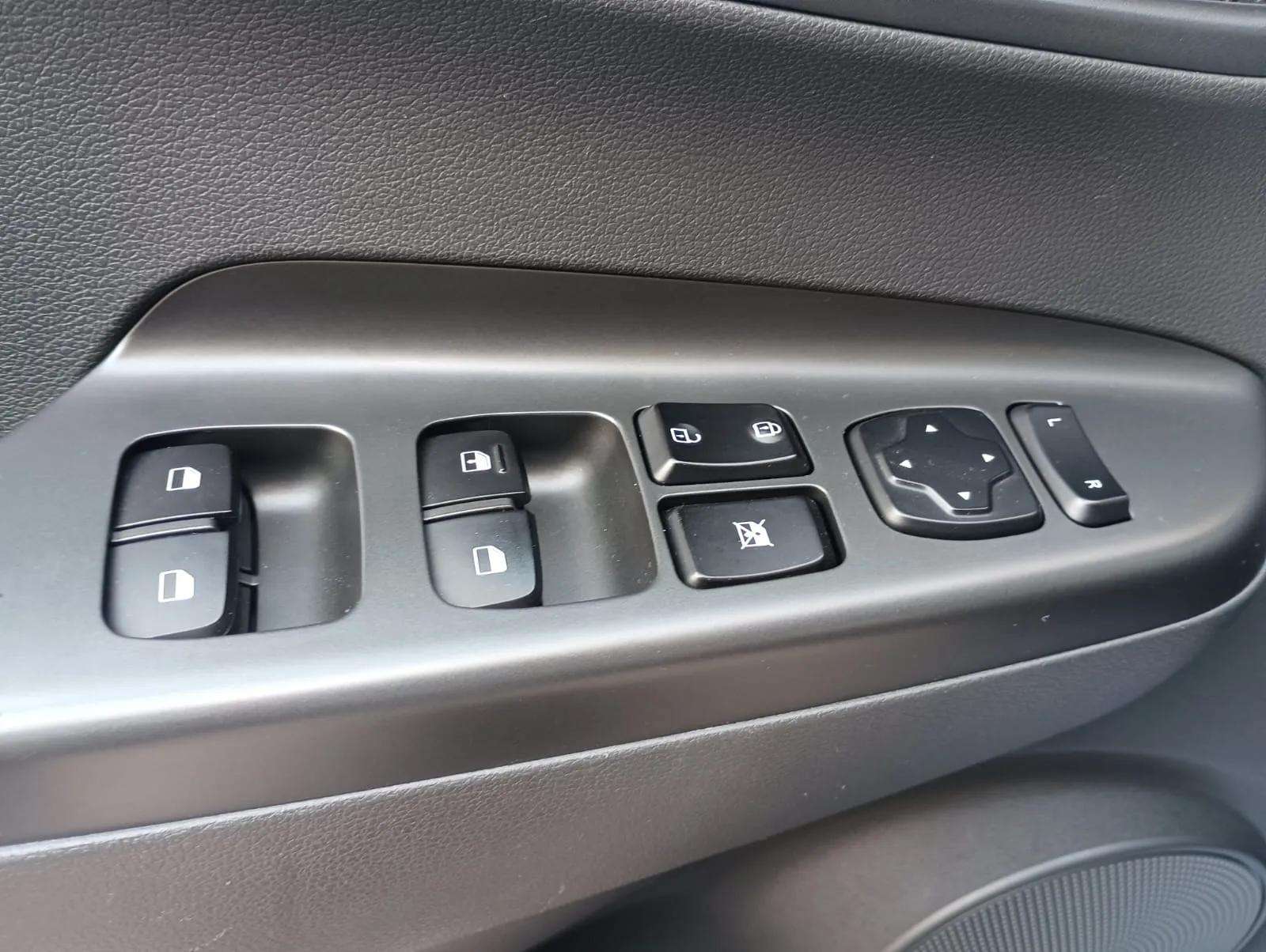 Hyundai Kona segunda mano, año de fabricación - 2021, color gris, precio 15990€ | foto-9