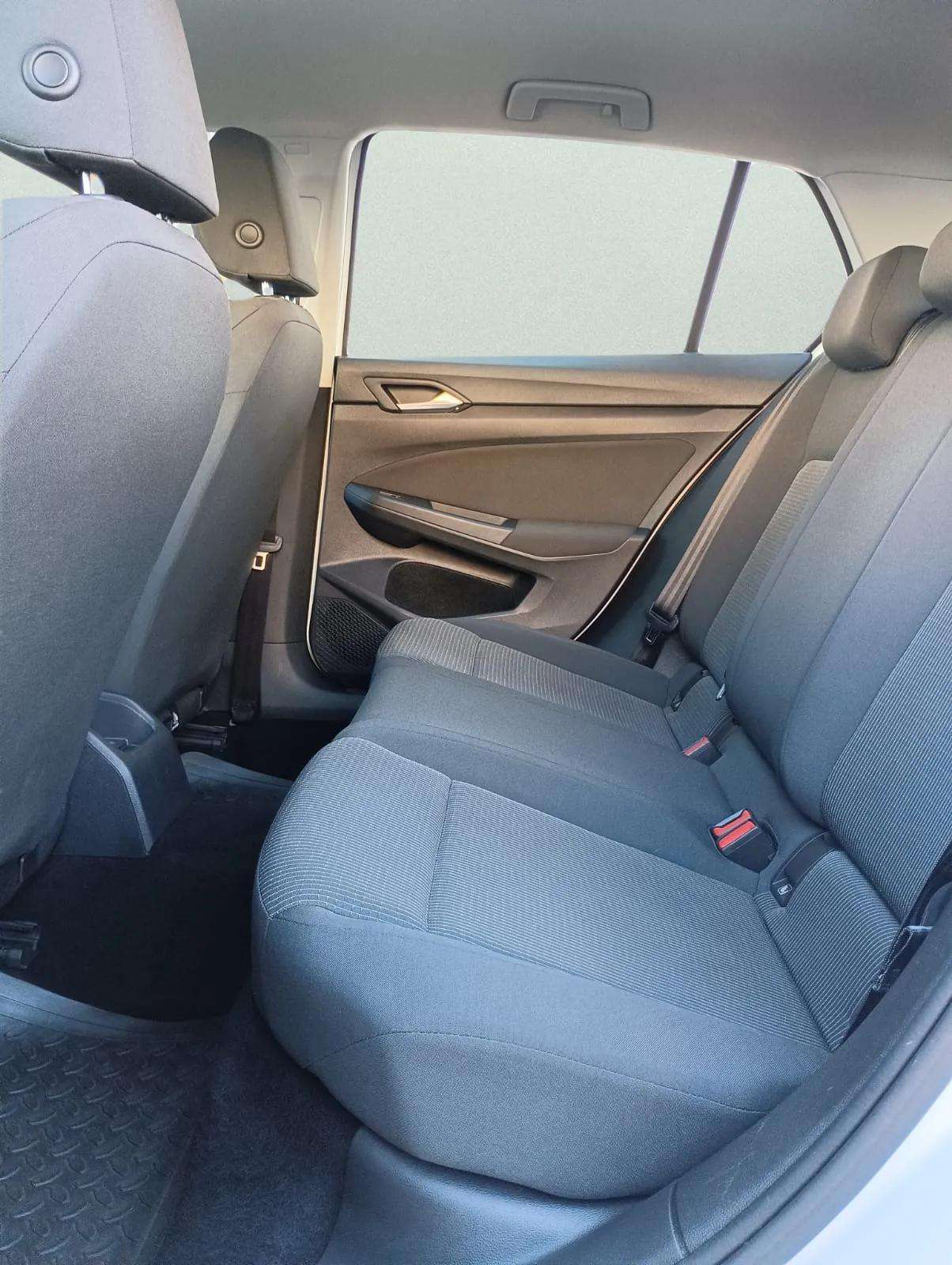 Volkswagen Golf segunda mano, año de fabricación - 2021, color blanco, precio 16490€ | foto-8