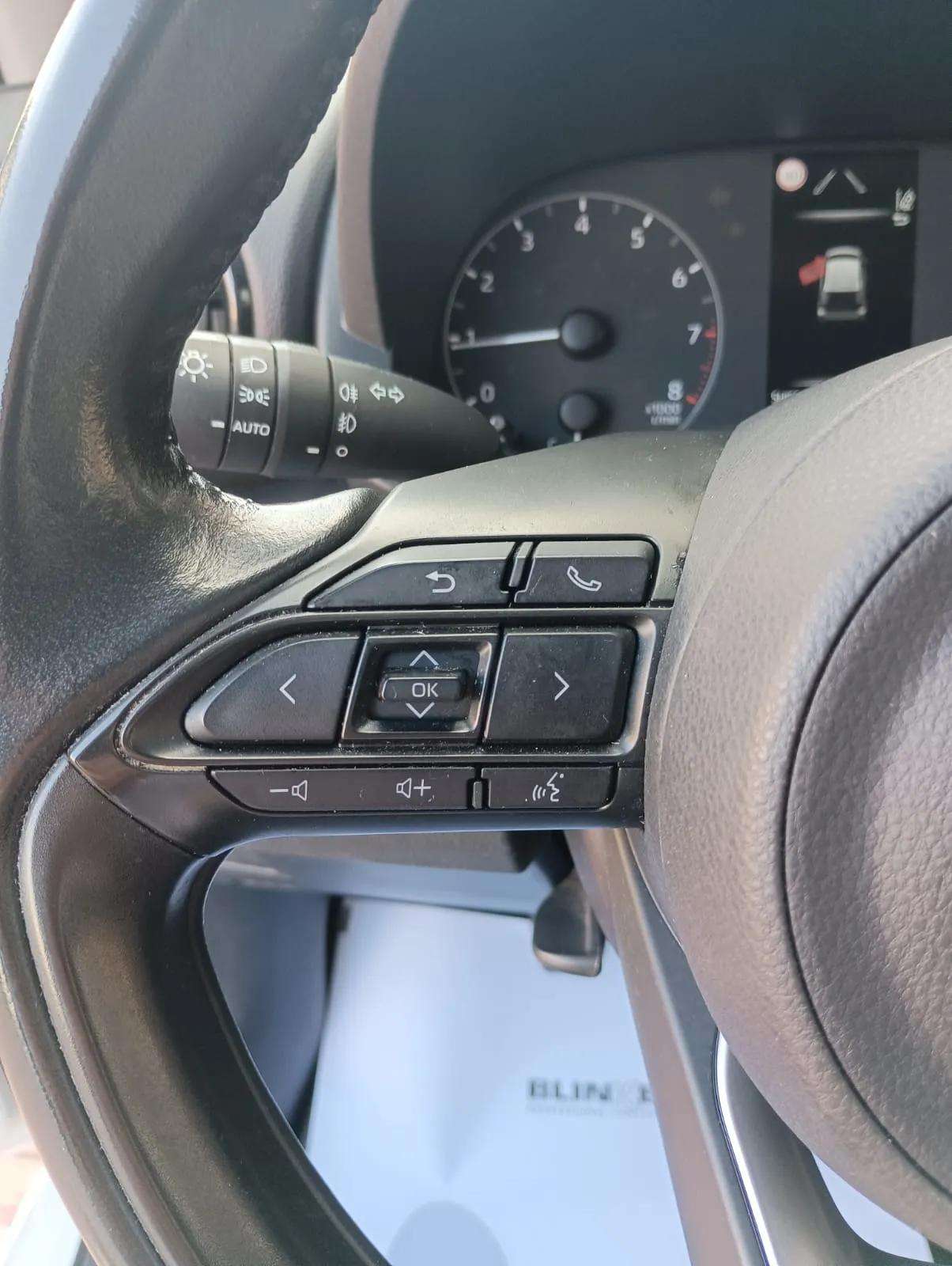 Toyota Yaris segunda mano, año de fabricación - 2022, color blanco, precio 15490€ | foto-14