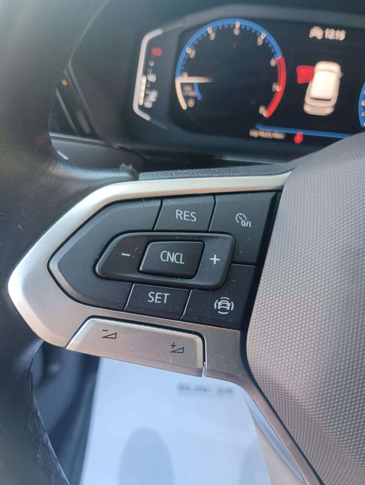 Volkswagen T-Cross segunda mano, año de fabricación - 2022, color blanco, precio 17990€ | foto-12