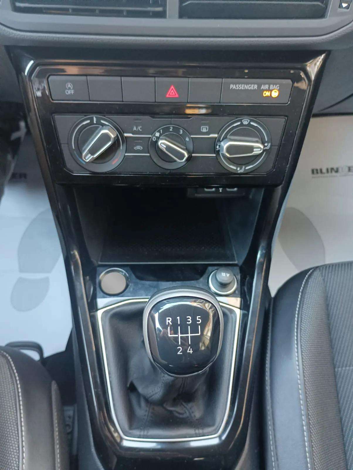 Volkswagen T-Cross segunda mano, año de fabricación - 2022, color blanco, precio 17990€ | foto-14