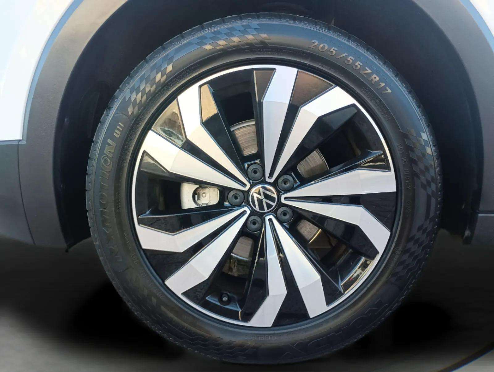 Volkswagen T-Cross segunda mano, año de fabricación - 2022, color blanco, precio 17990€ | foto-18