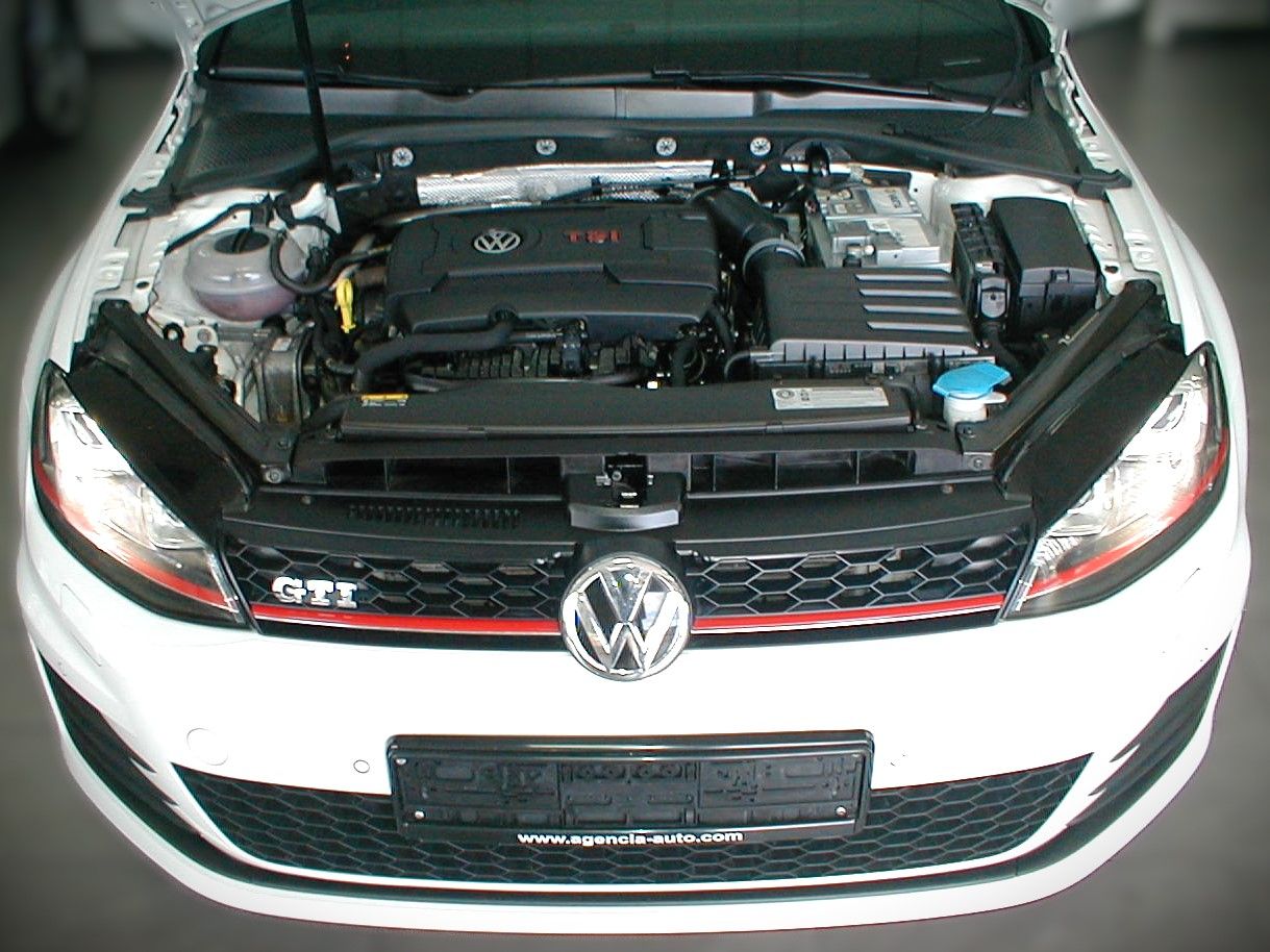 Volkswagen Golf segunda mano, año de fabricación - 2017, color blanco, precio 22990€ | foto-9