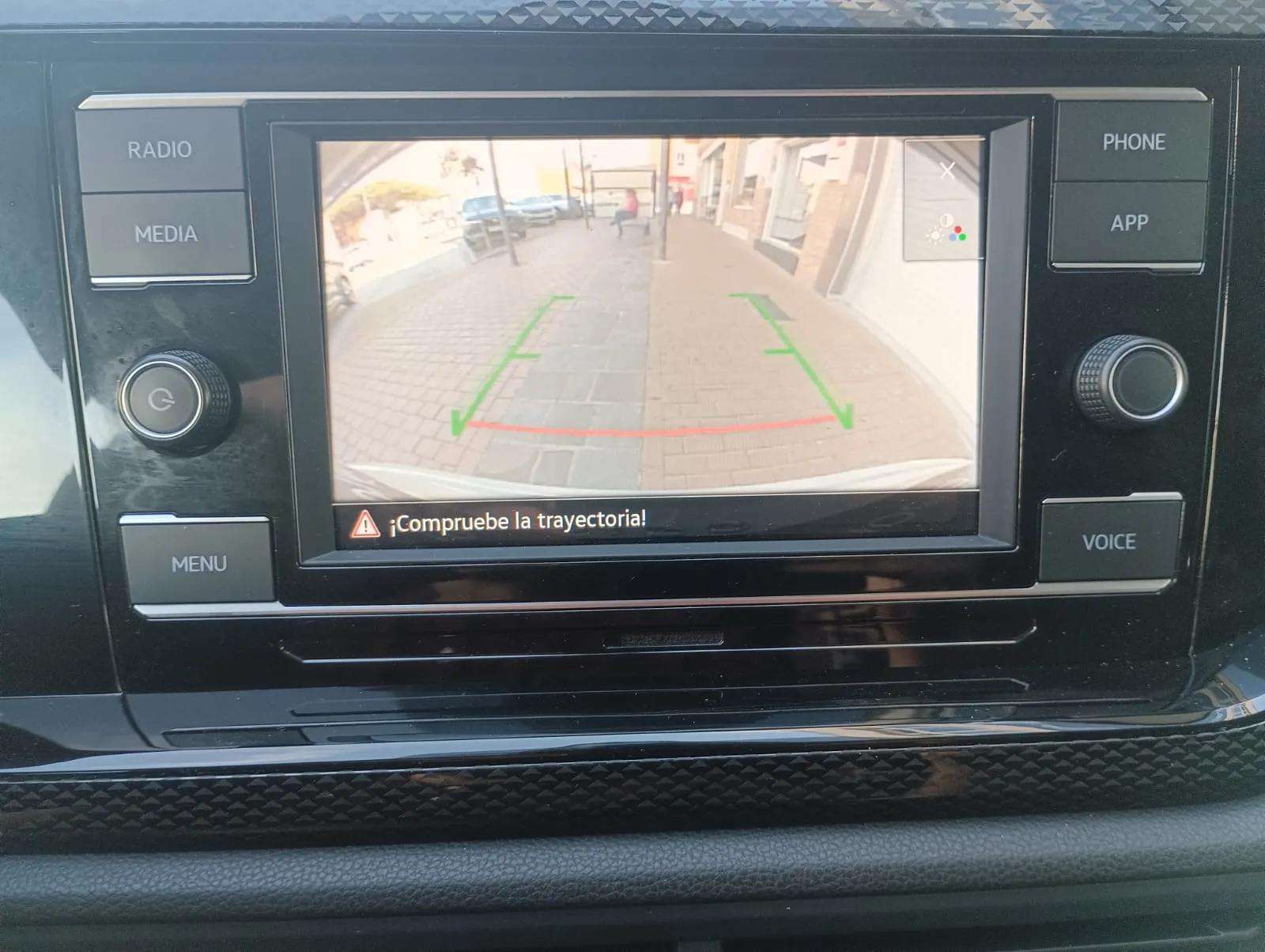 Volkswagen Taigo segunda mano, año de fabricación - 2022, color beige, precio 16490€ | foto-9