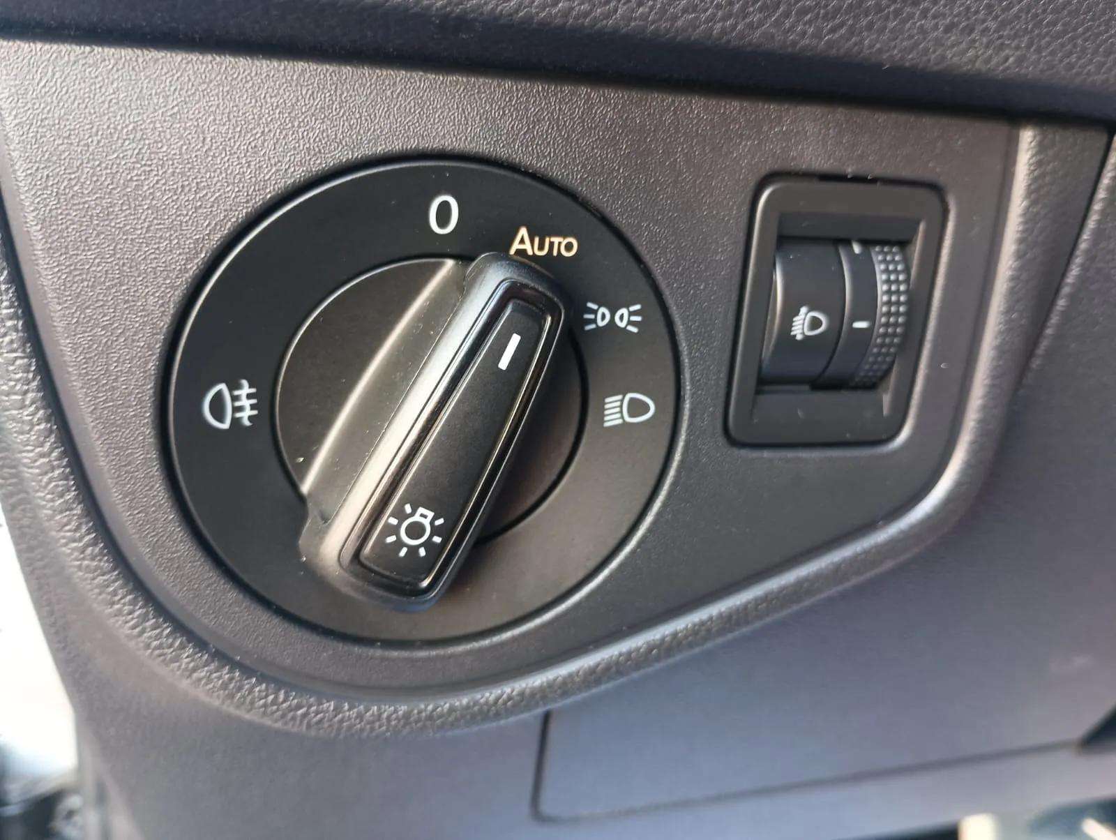 Volkswagen Taigo segunda mano, año de fabricación - 2022, color beige, precio 16490€ | foto-12