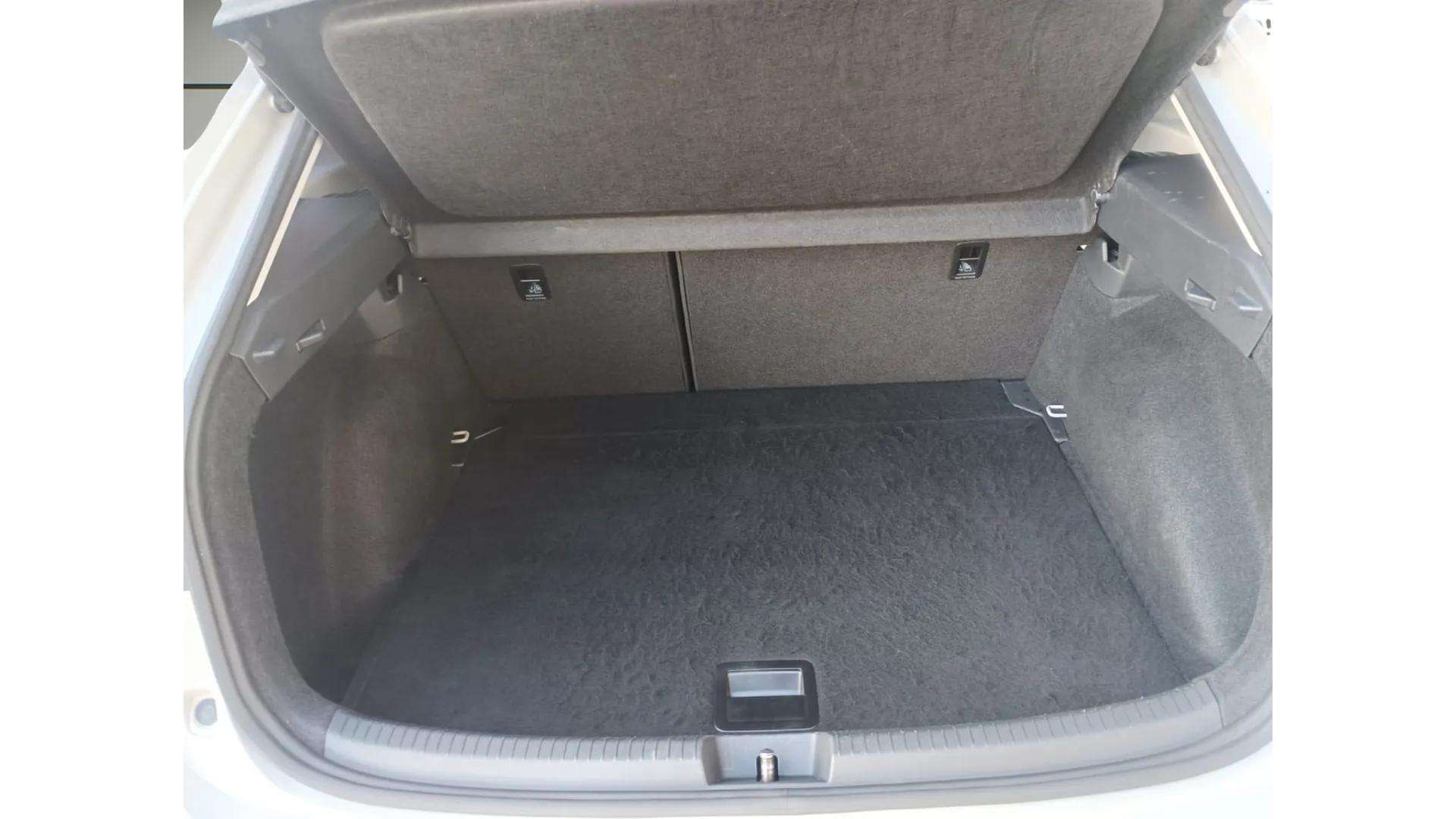 Volkswagen Taigo segunda mano, año de fabricación - 2022, color beige, precio 16490€ | foto-14