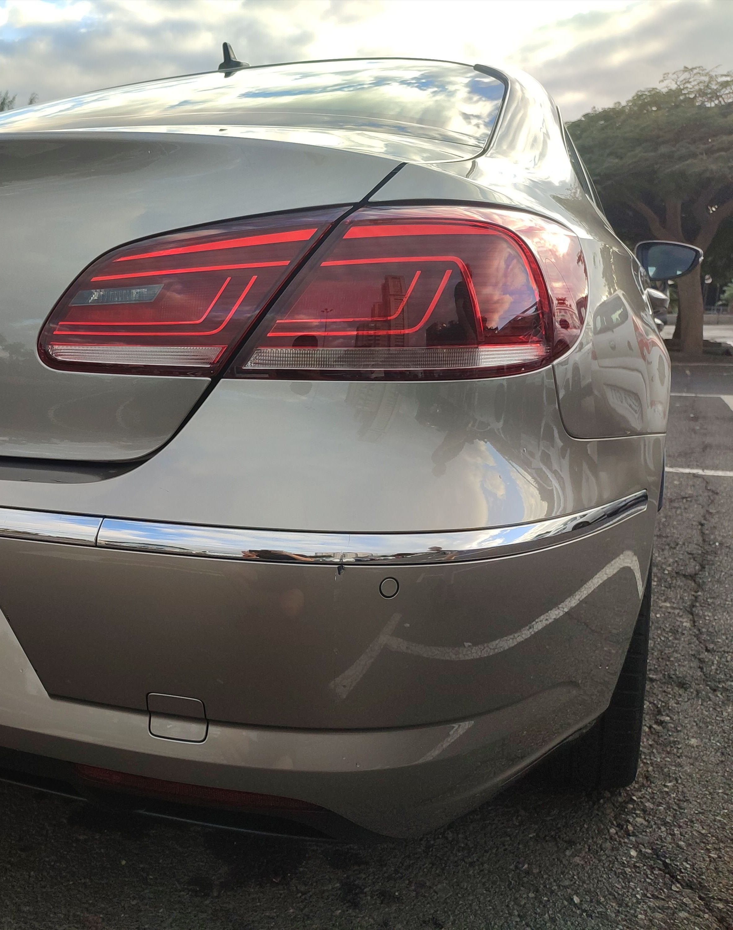 Volkswagen Passat CC segunda mano, año de fabricación - 2012, color gris, precio 11900€ | foto-11