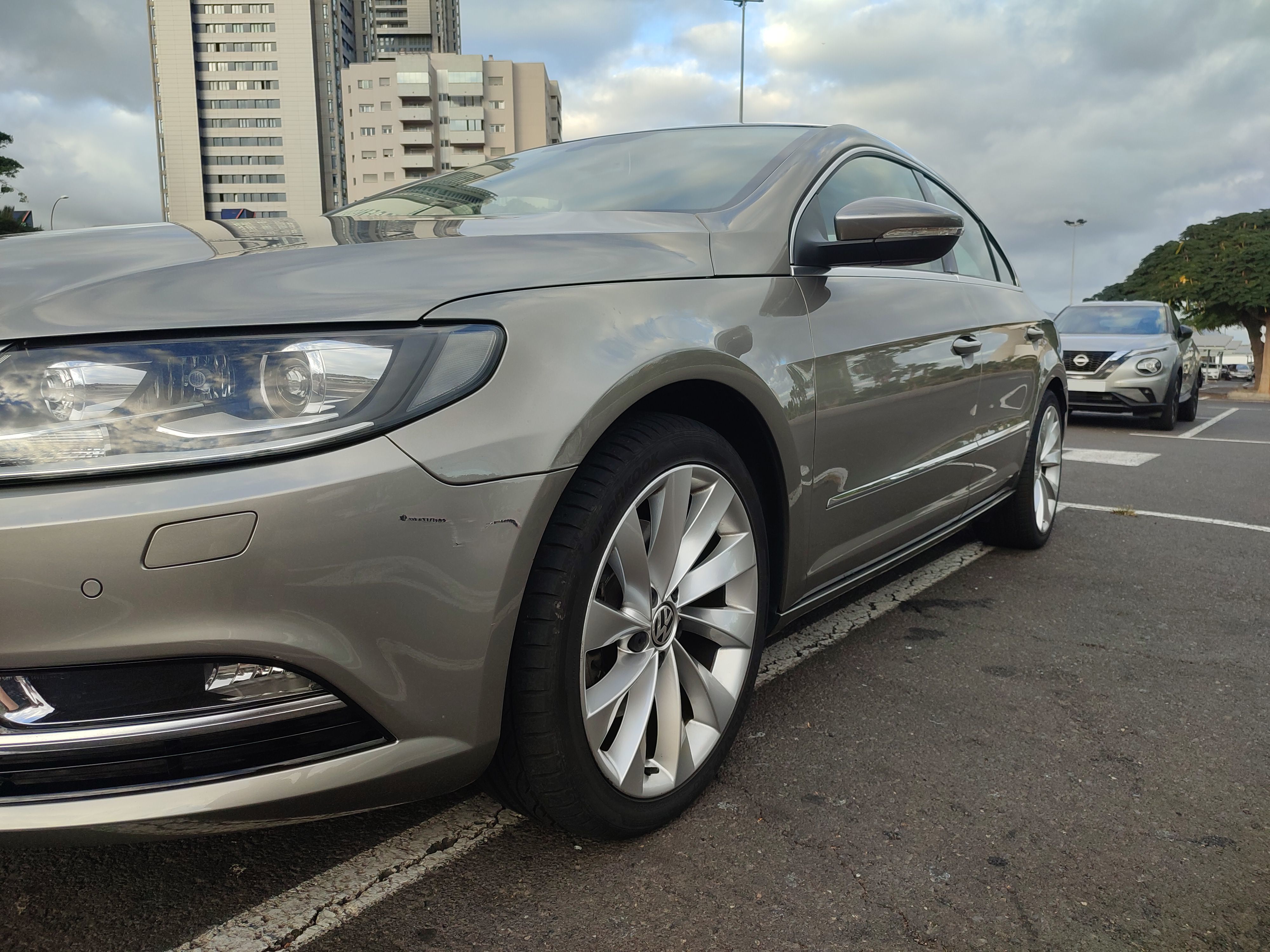 Volkswagen Passat CC segunda mano, año de fabricación - 2012, color gris, precio 11900€ | foto-12