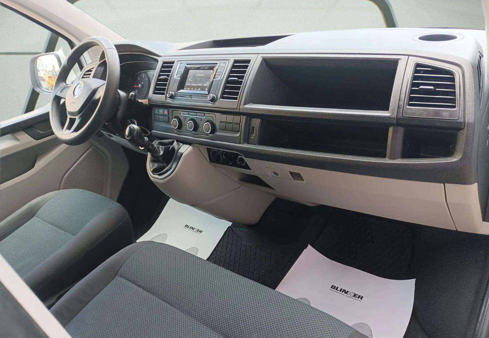 Volkswagen Transporter segunda mano, año de fabricación - 2018, color blanco, precio 28990€ | foto-16