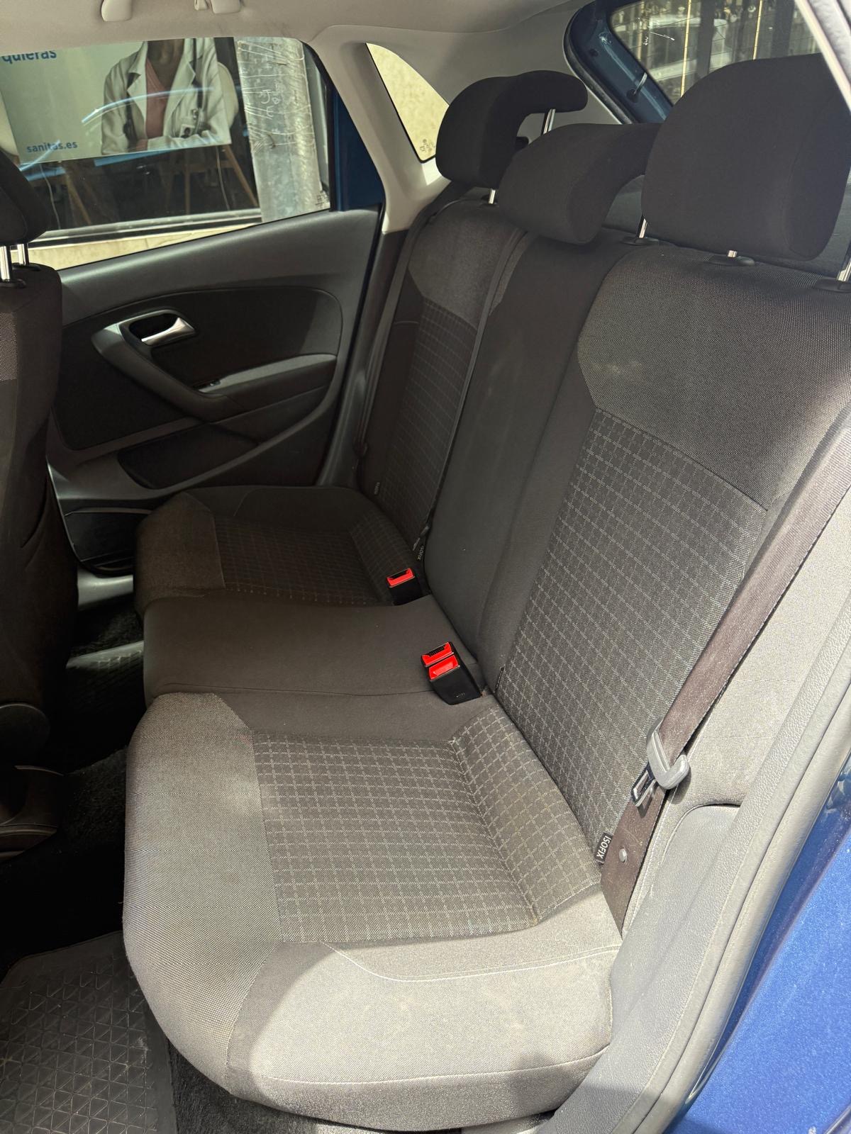 Volkswagen Polo segunda mano, año de fabricación - 2016, color azul, precio 11200€ | foto-7