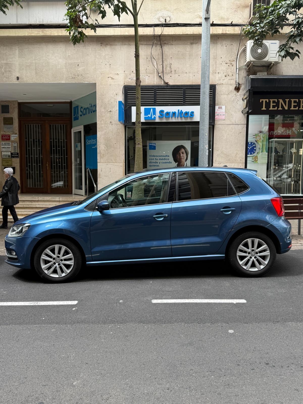 Volkswagen Polo segunda mano, año de fabricación - 2016, color azul, precio 11200€ | foto-11