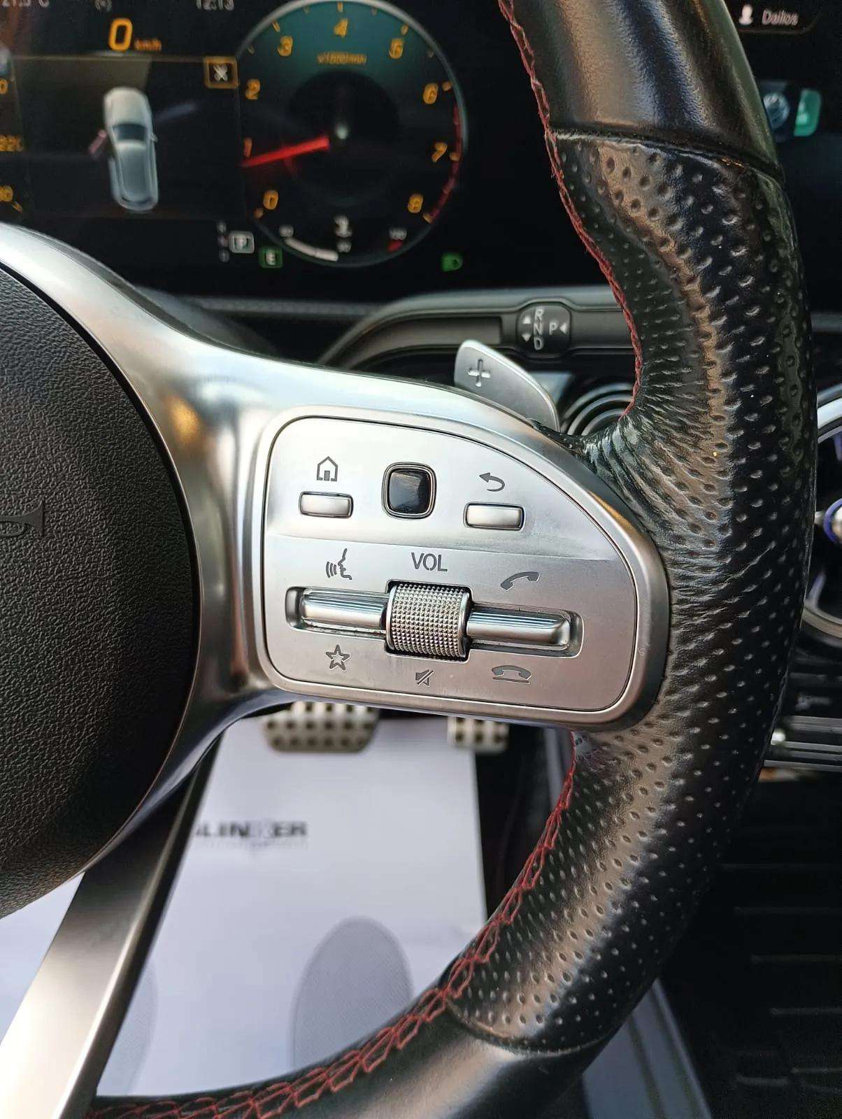 Mercedes-Benz Clase A segunda mano, año de fabricación - 2020, color burdeos, precio 25990€ | foto-11