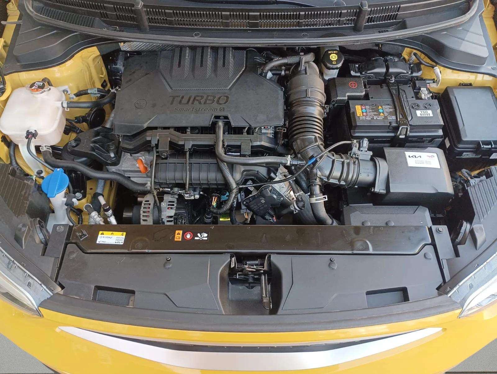 Kia Stonic segunda mano, año de fabricación - 2023, color amarillo, precio 14490€ | foto-20