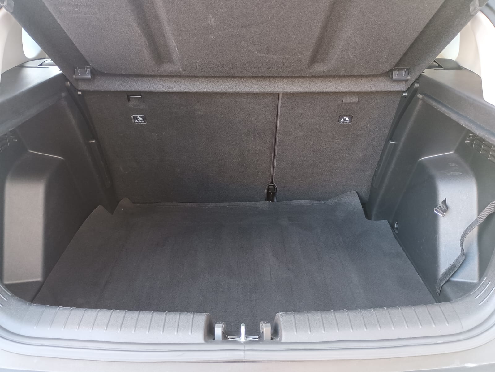 Hyundai Bayon segunda mano, año de fabricación - 2023, color verde, precio 14990€ | foto-16