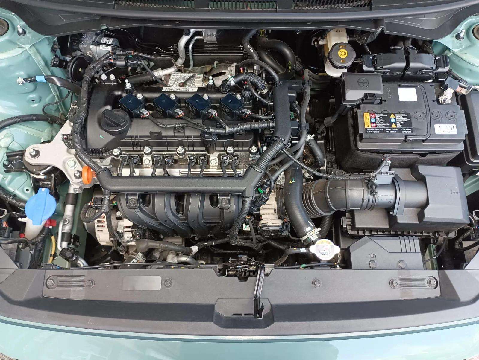 Hyundai Bayon segunda mano, año de fabricación - 2023, color verde, precio 14990€ | foto-18